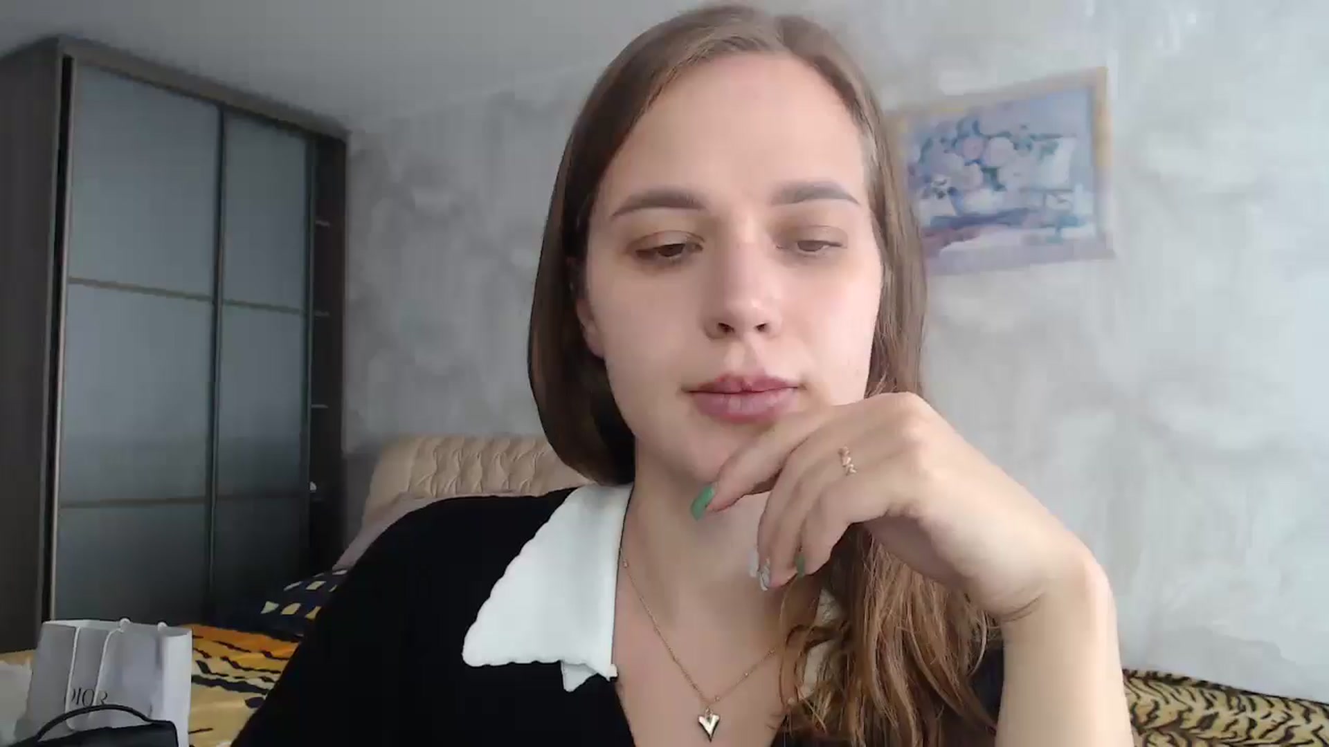 Gallery image thumbnail from CherryyQ's myfreecams stream on, 09/01/2025, 13:22 image 19 of 20