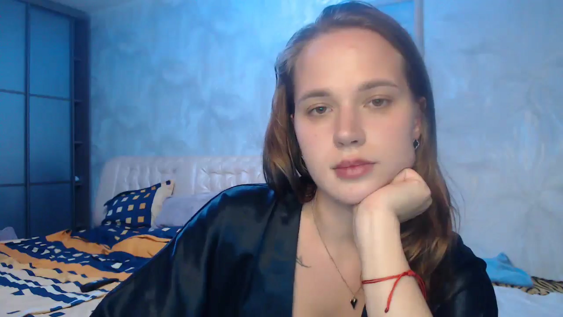 Gallery image thumbnail from CherryyQ's myfreecams stream on, 09/02/2025, 19:07 image 17 of 20