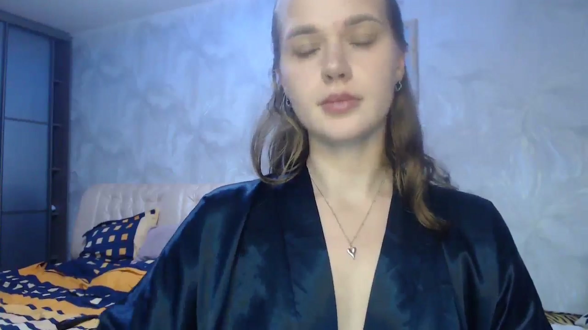 Gallery image thumbnail from CherryyQ's myfreecams stream on, 09/02/2025, 19:51 image 14 of 20