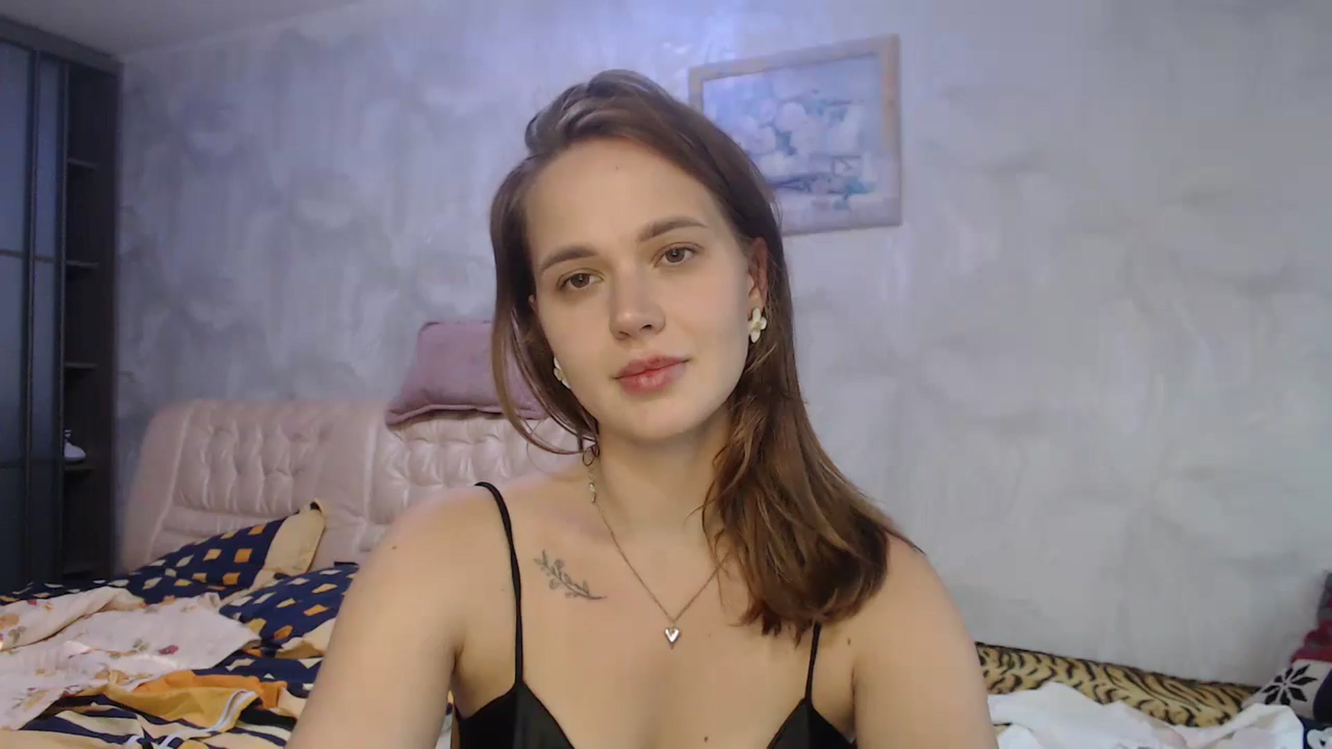 Gallery image thumbnail from CherryyQ's myfreecams stream on, 09/04/2025, 15:32 image 13 of 20