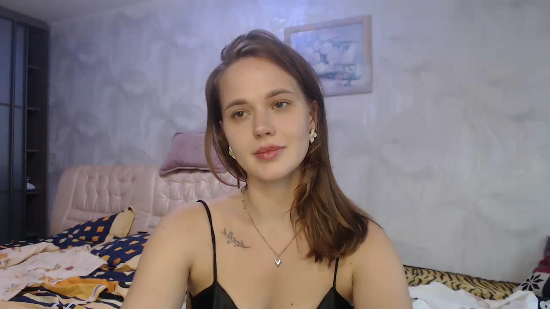 Gallery image thumbnail from CherryyQ's myfreecams stream on, 09/04/2025, 15:32 image 15 of 20