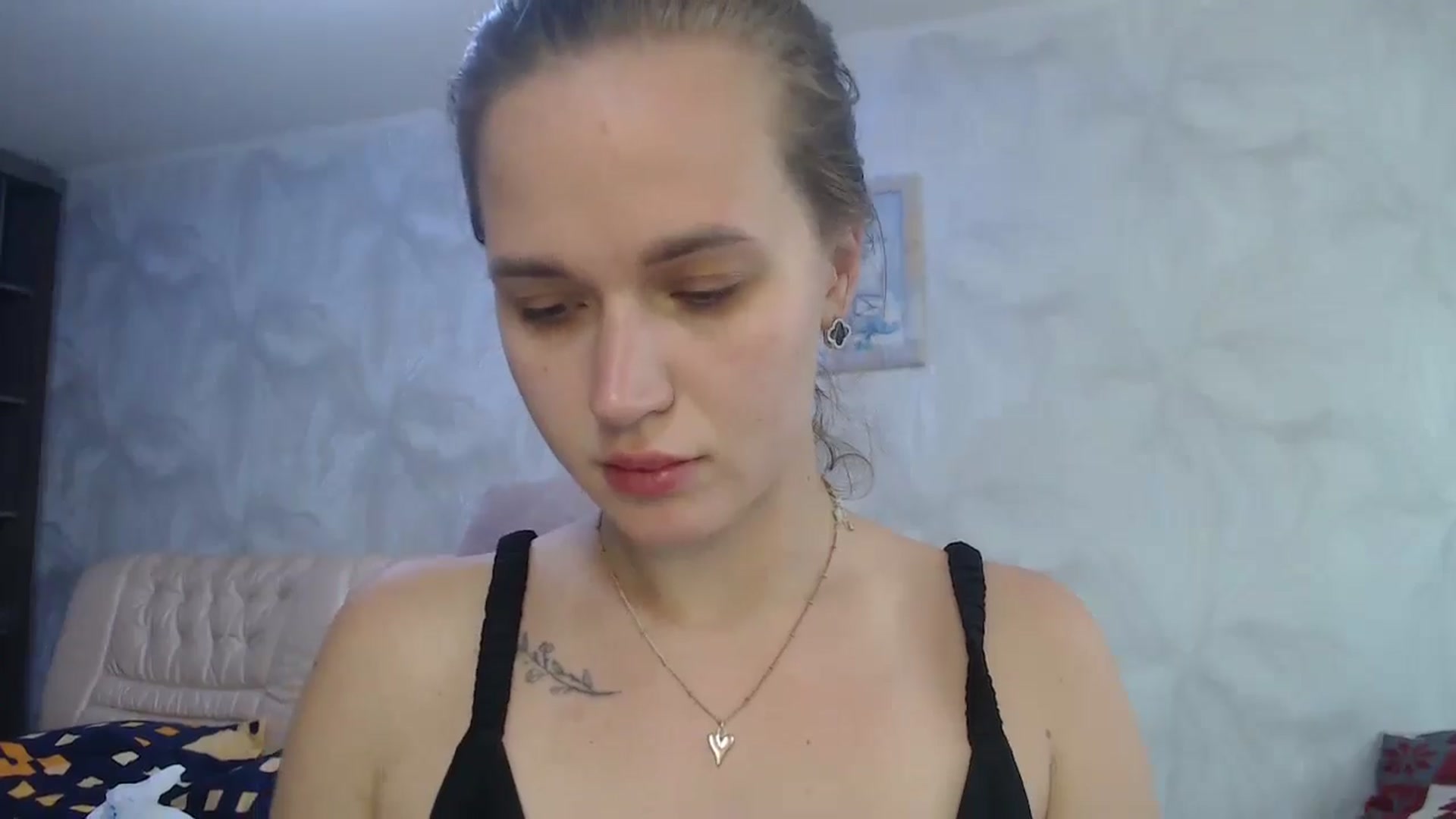 Gallery image thumbnail from CherryyQ's myfreecams stream on, 09/06/2025, 11:29 image 4 of 20