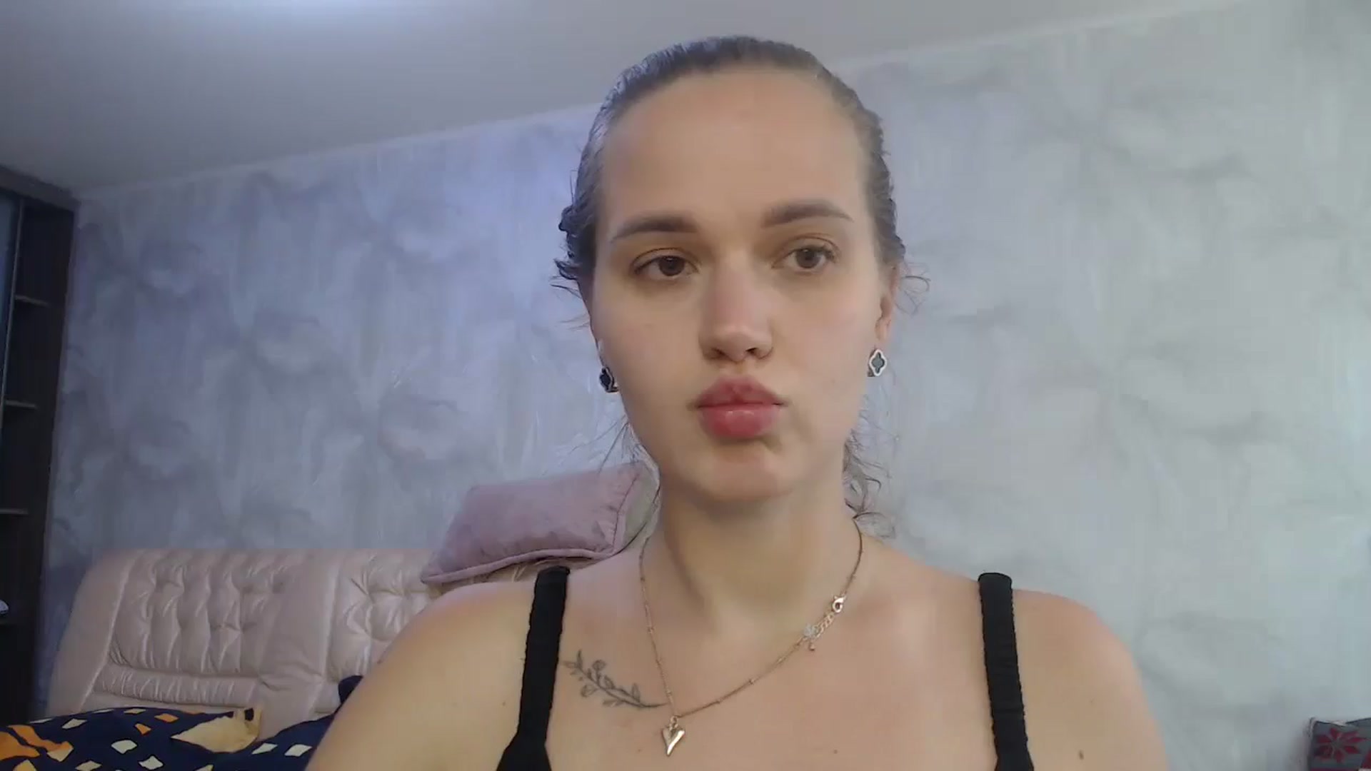 Gallery image thumbnail from CherryyQ's myfreecams stream on, 09/06/2025, 12:56 image 1 of 20