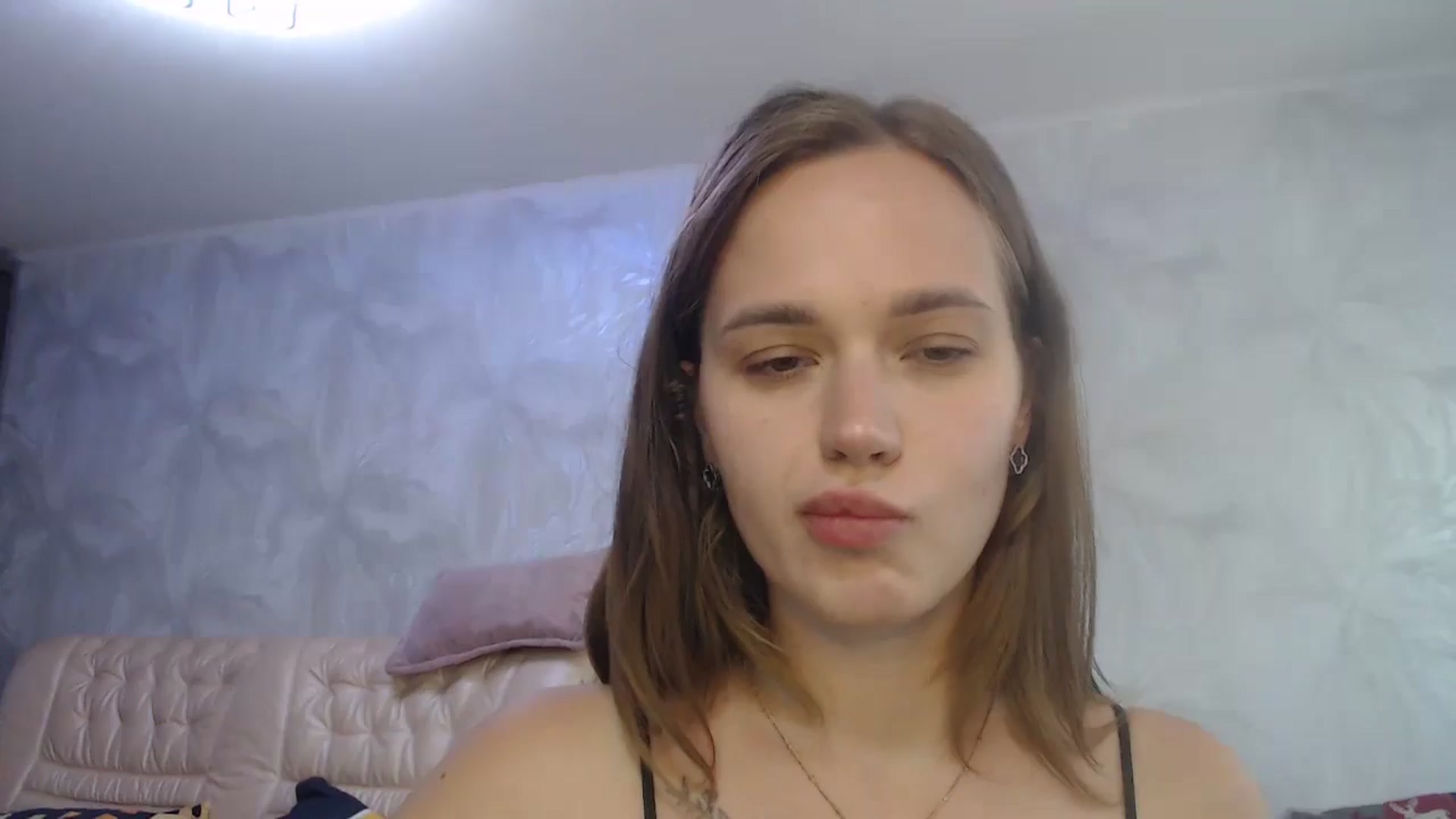 Gallery image thumbnail from CherryyQ's myfreecams stream on, 09/07/2025, 10:46 image 17 of 20