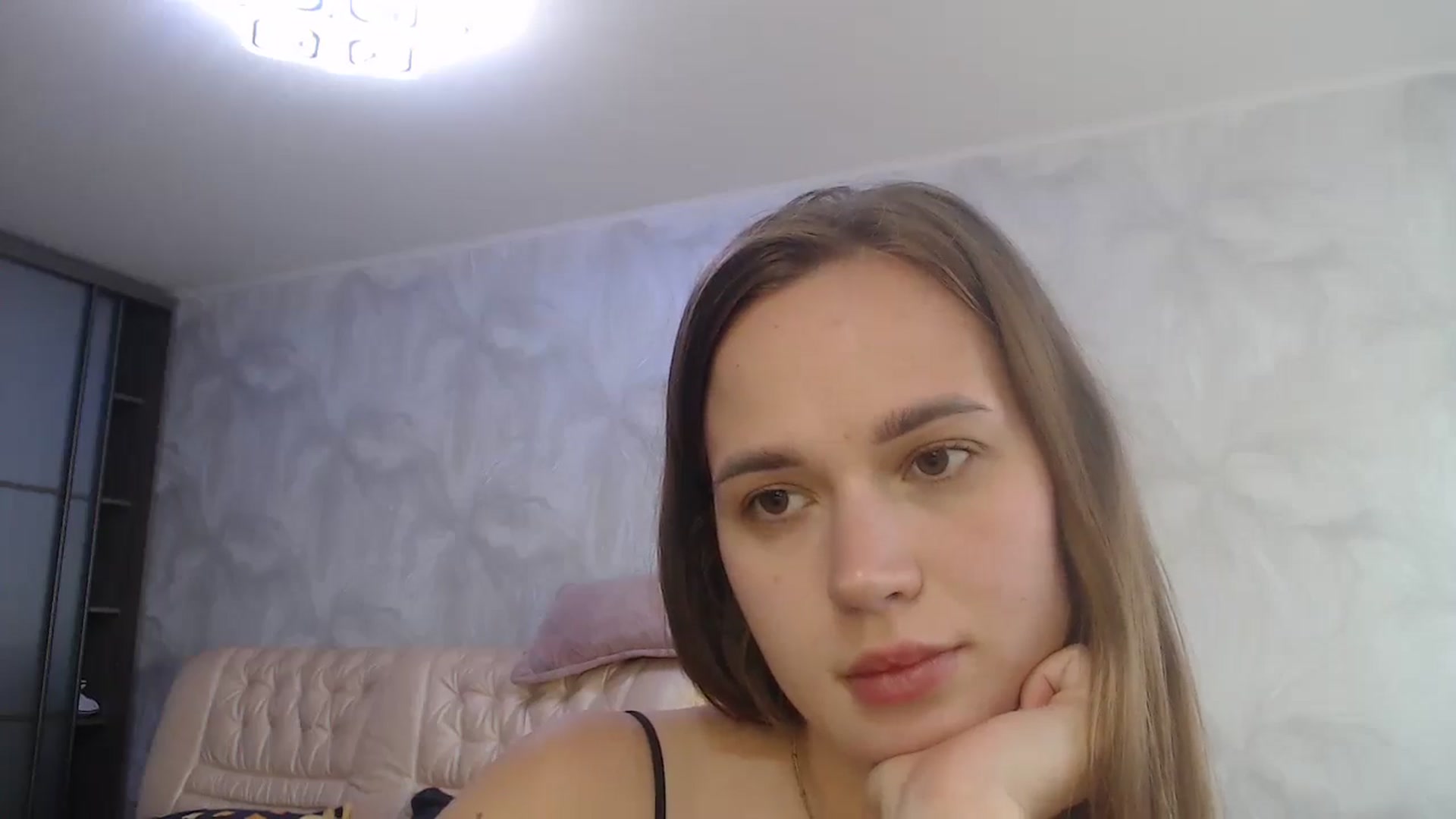 Gallery image thumbnail from CherryyQ's myfreecams stream on, 09/07/2025, 13:00 image 15 of 20
