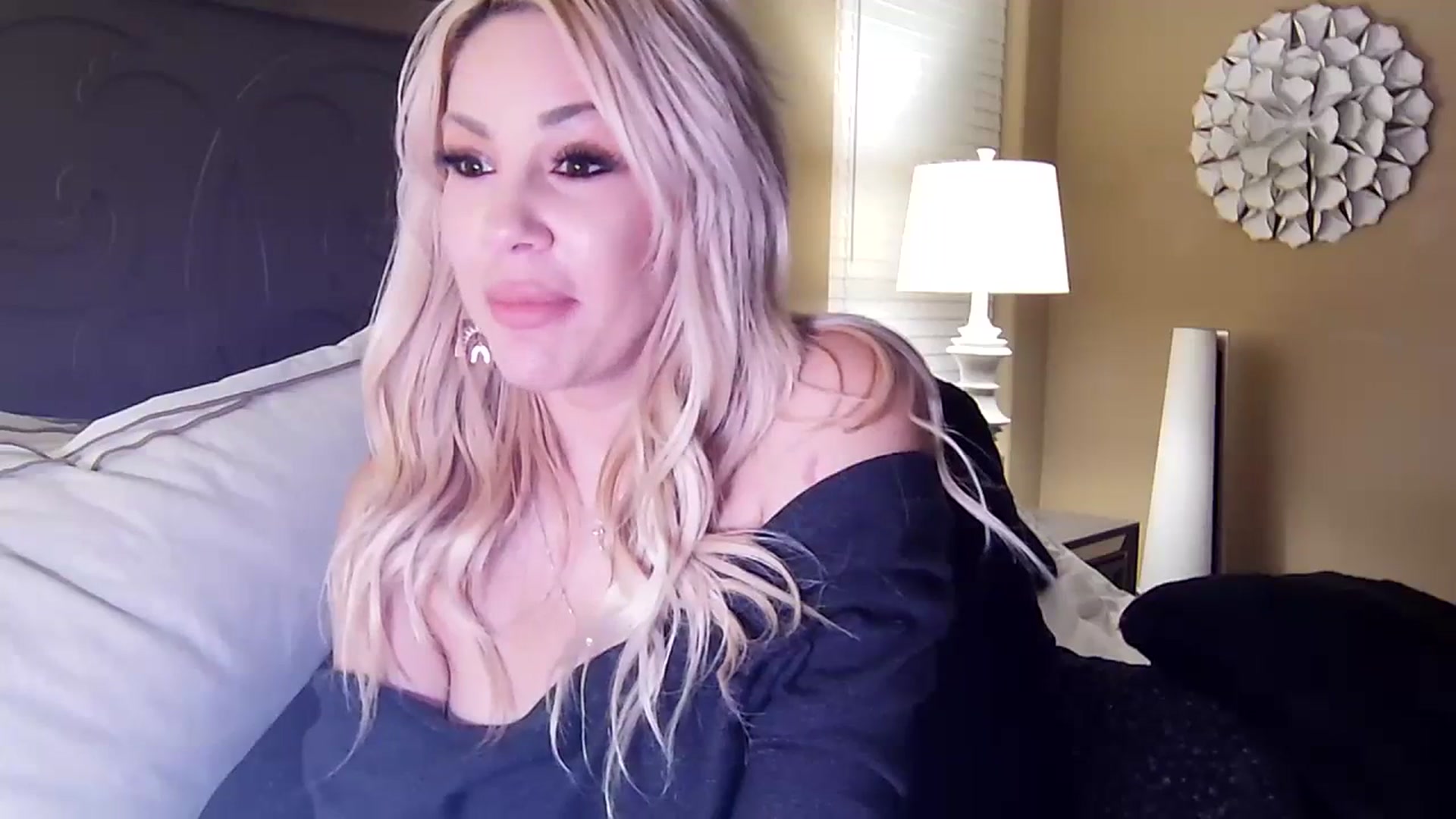 Gallery image thumbnail from Cherxoxo's myfreecams stream on, 01/17/2024, 05:55 image 5 of 20