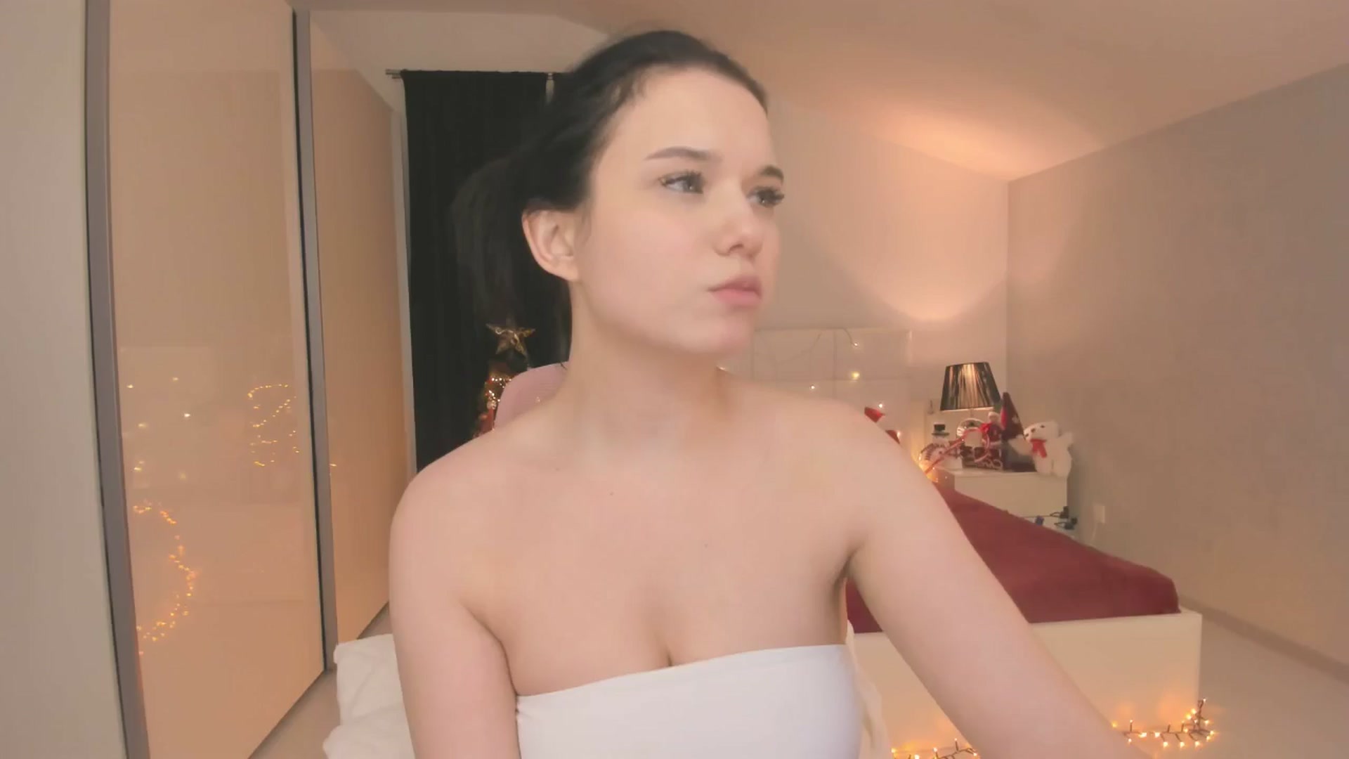 Gallery image thumbnail from CheshireX's myfreecams stream on, 12/17/2025, 06:09 image 4 of 20