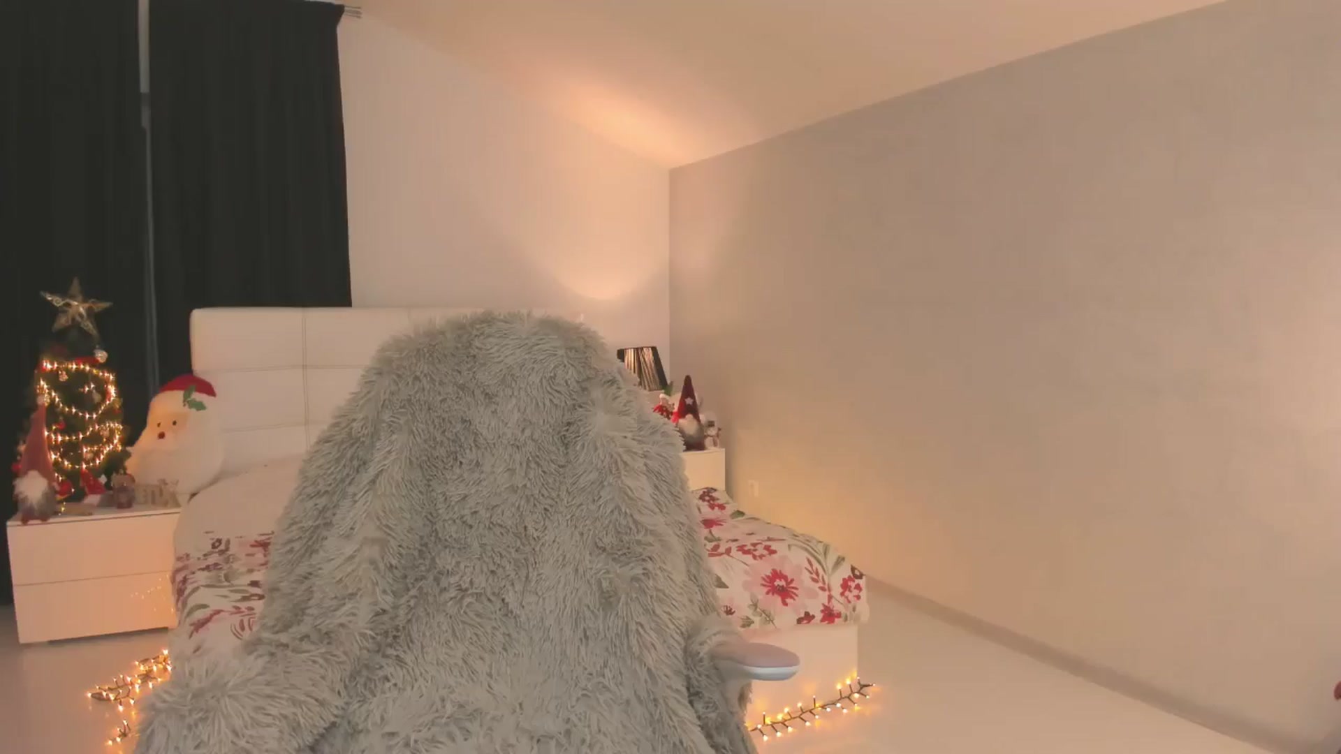 Gallery image thumbnail from CheshireX's myfreecams stream on, 01/15/2026, 06:04 image 14 of 20