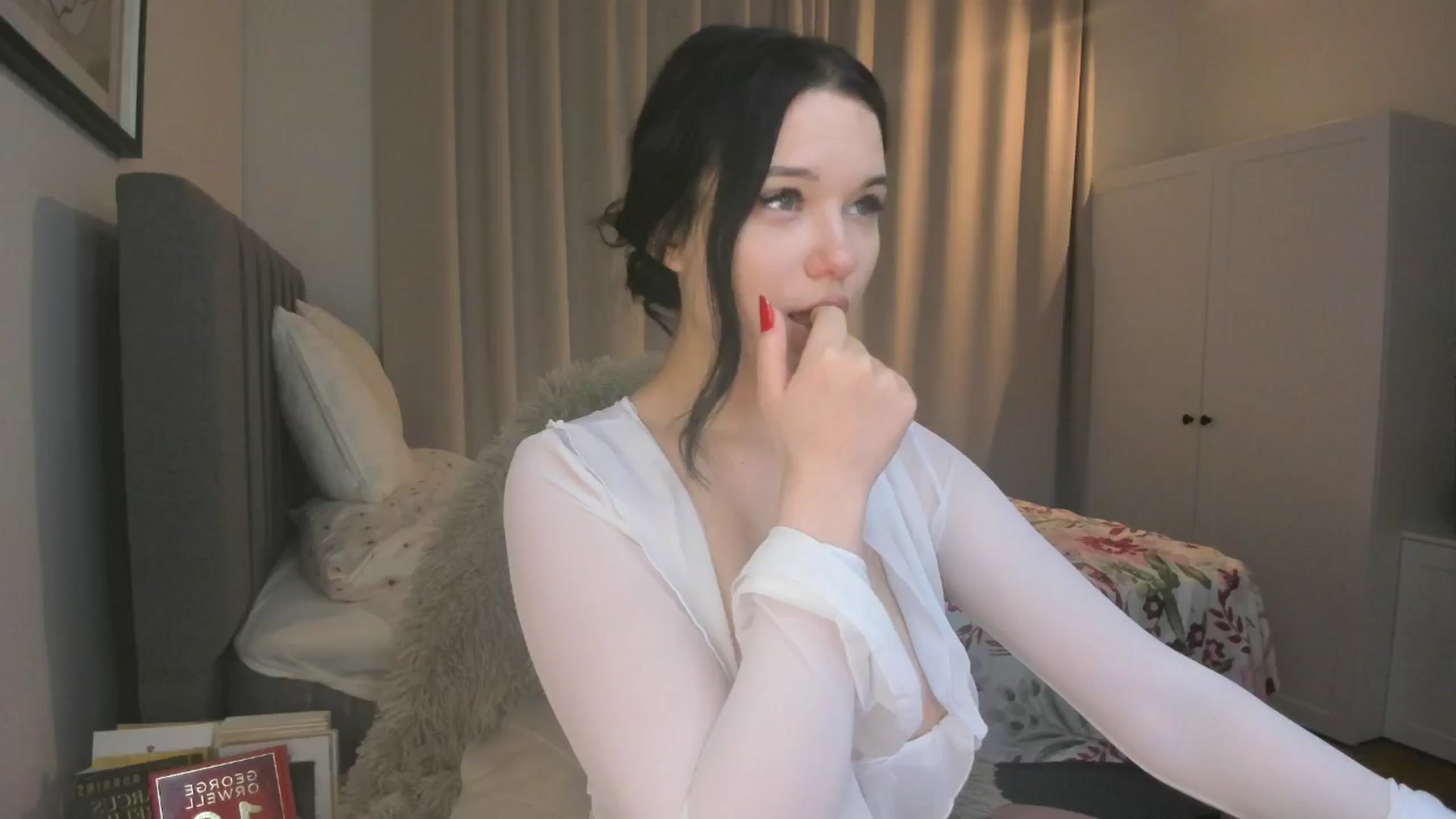 Gallery image thumbnail from CheshireX's myfreecams stream on, 02/04/2026, 03:19 image 13 of 20