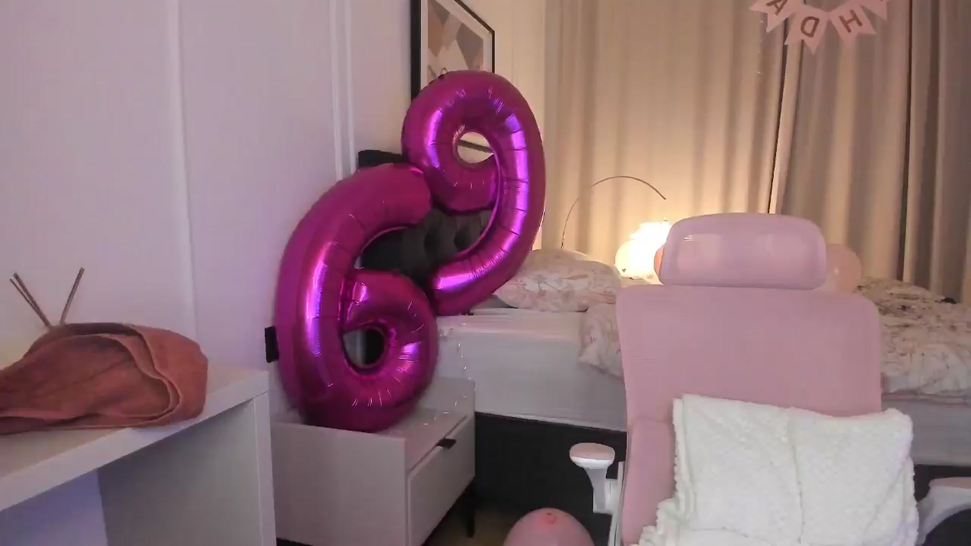 Gallery image thumbnail from CheshireX's myfreecams stream on, 03/09/2026, 02:39 image 14 of 20