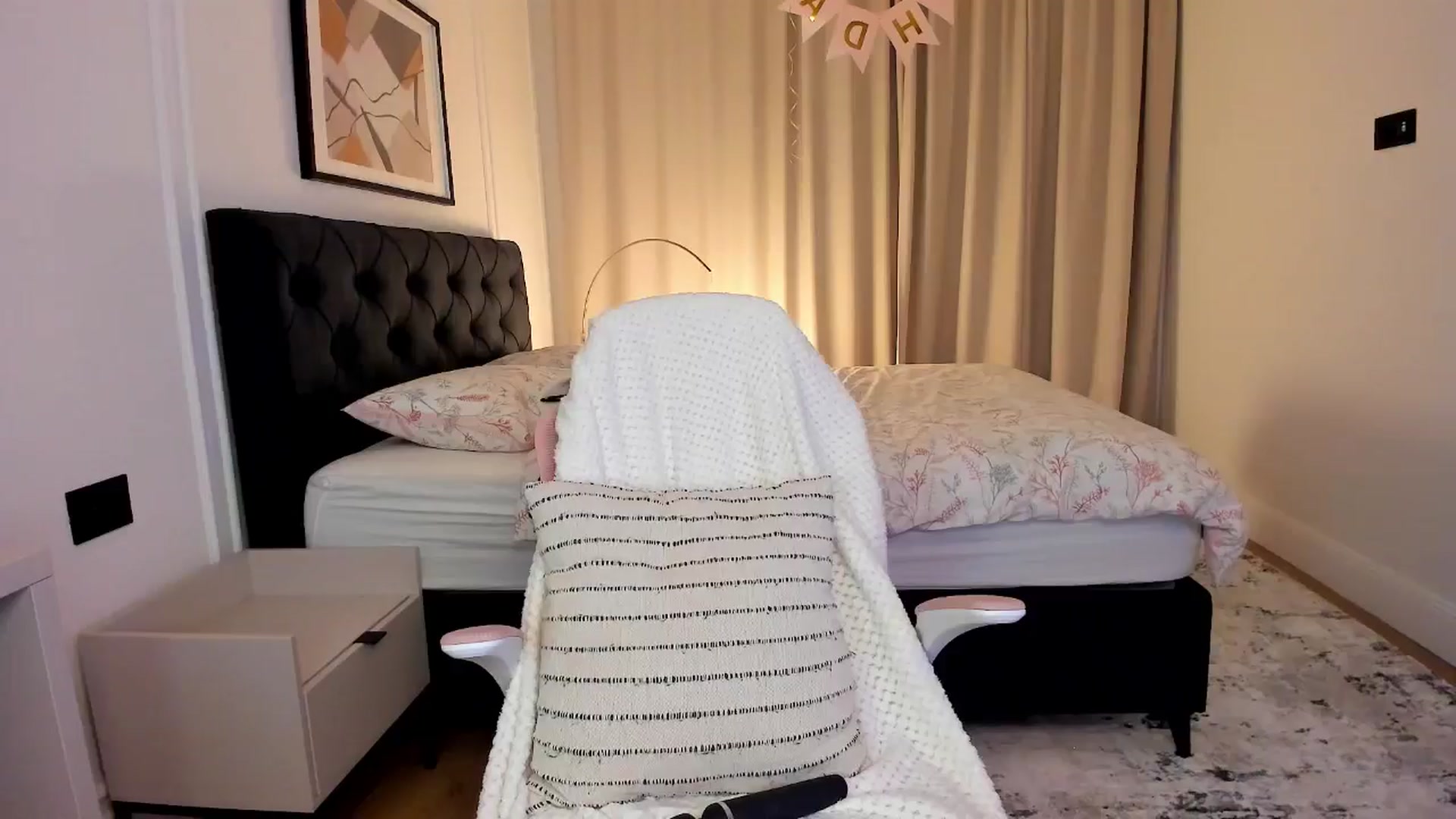 Gallery image thumbnail from CheshireX's myfreecams stream on, 03/14/2026, 02:42 image 11 of 20