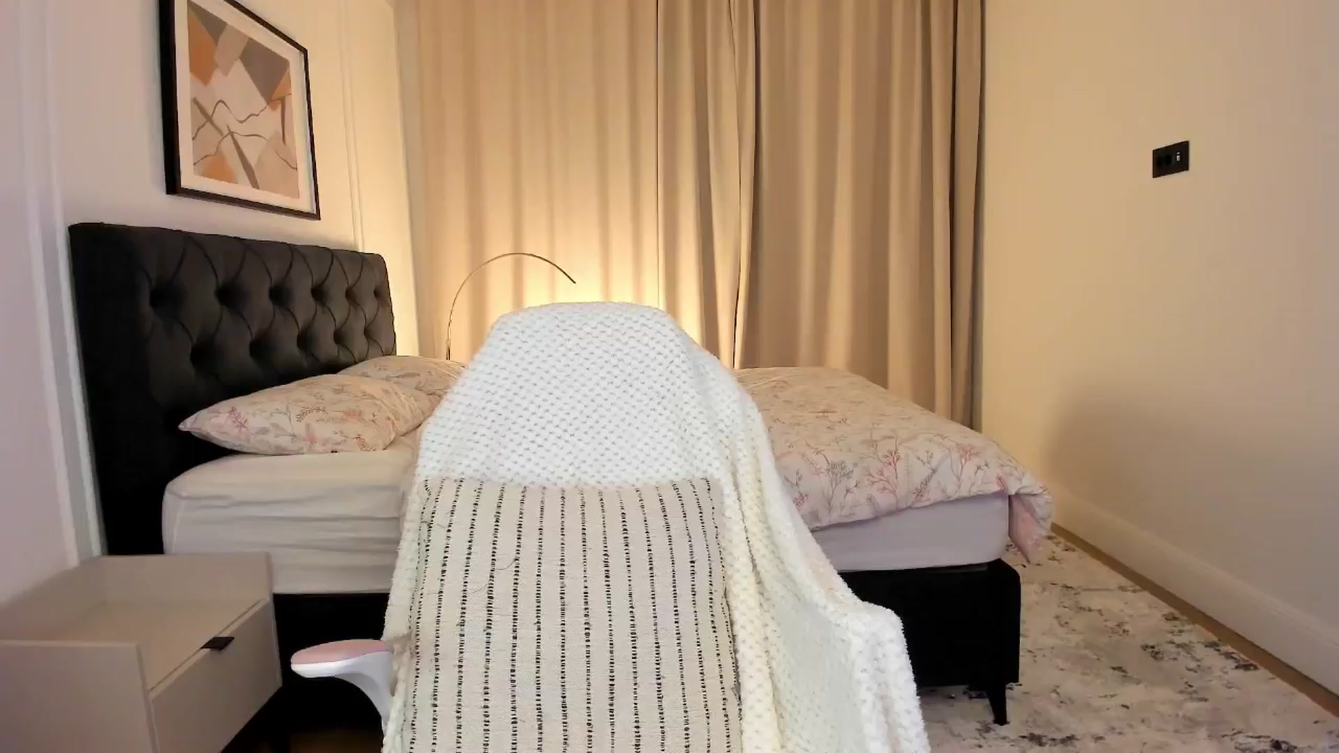 Gallery image thumbnail from CheshireX's myfreecams stream on, 03/18/2026, 03:52 image 16 of 20