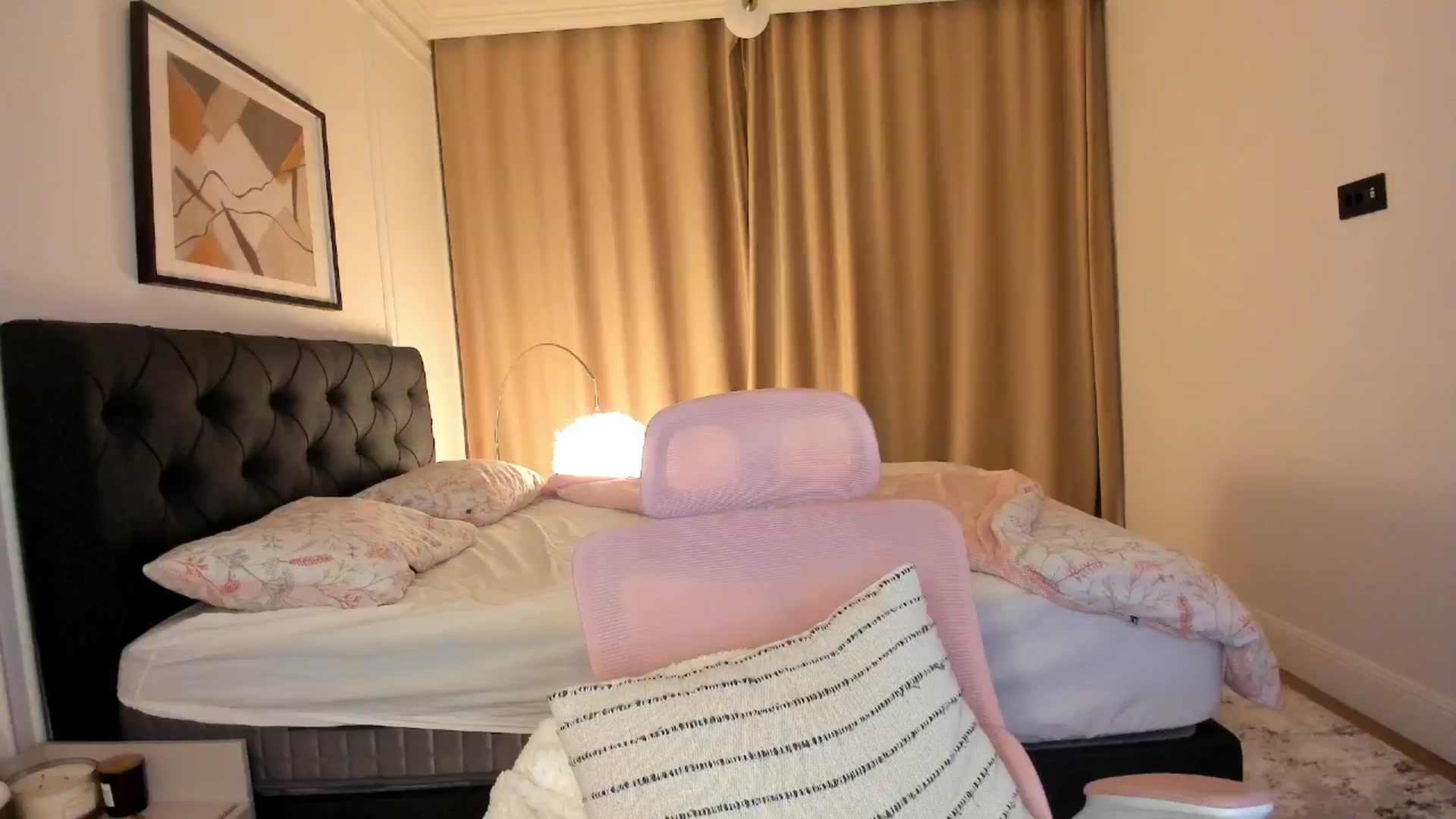 Gallery image thumbnail from CheshireX's myfreecams stream on, 04/02/2026, 03:58 image 15 of 20