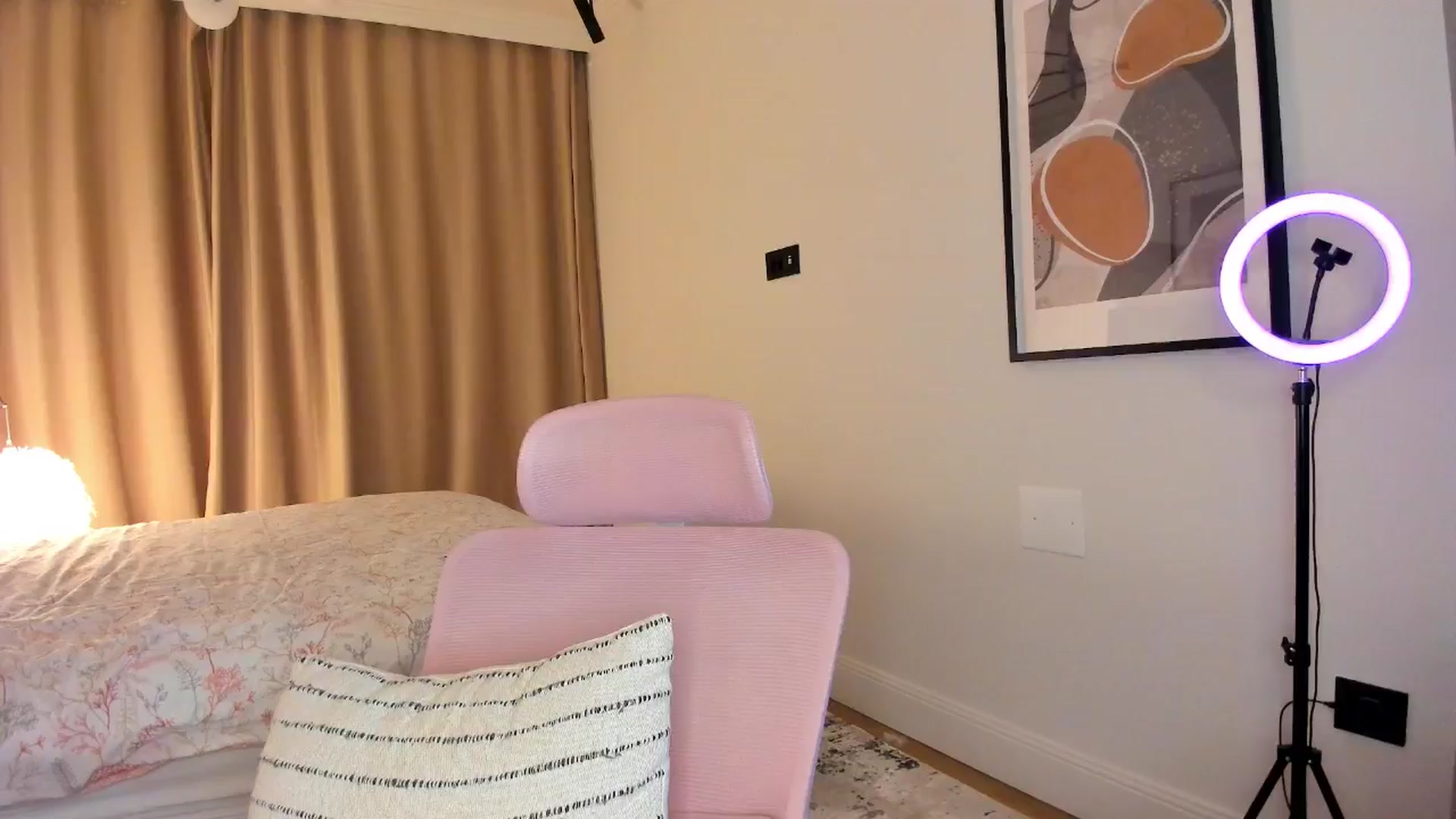 Gallery image thumbnail from CheshireX's myfreecams stream on, 04/03/2026, 02:15 image 6 of 20