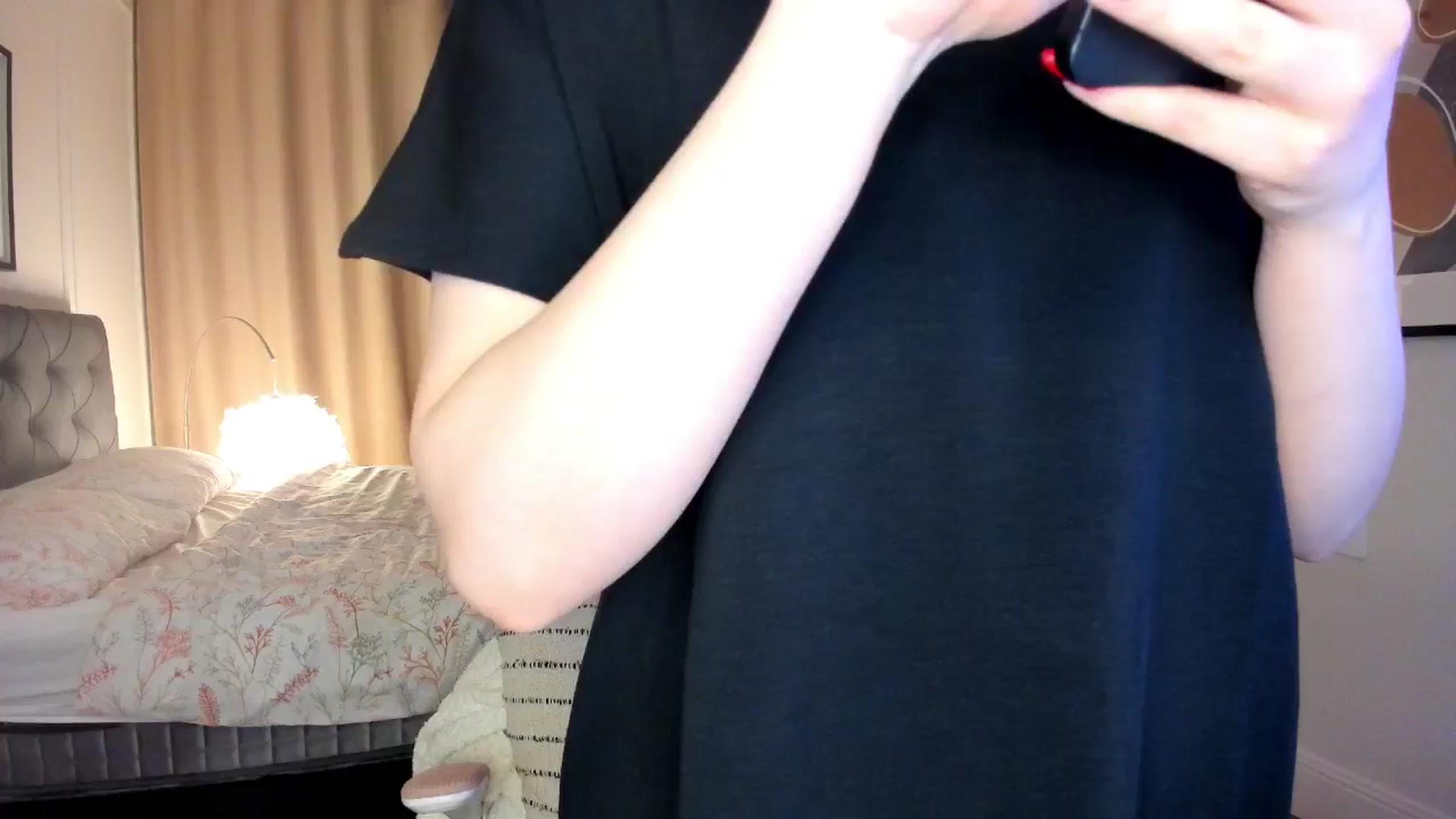 Gallery image thumbnail from CheshireX's myfreecams stream on, 04/04/2026, 24:52 image 19 of 20