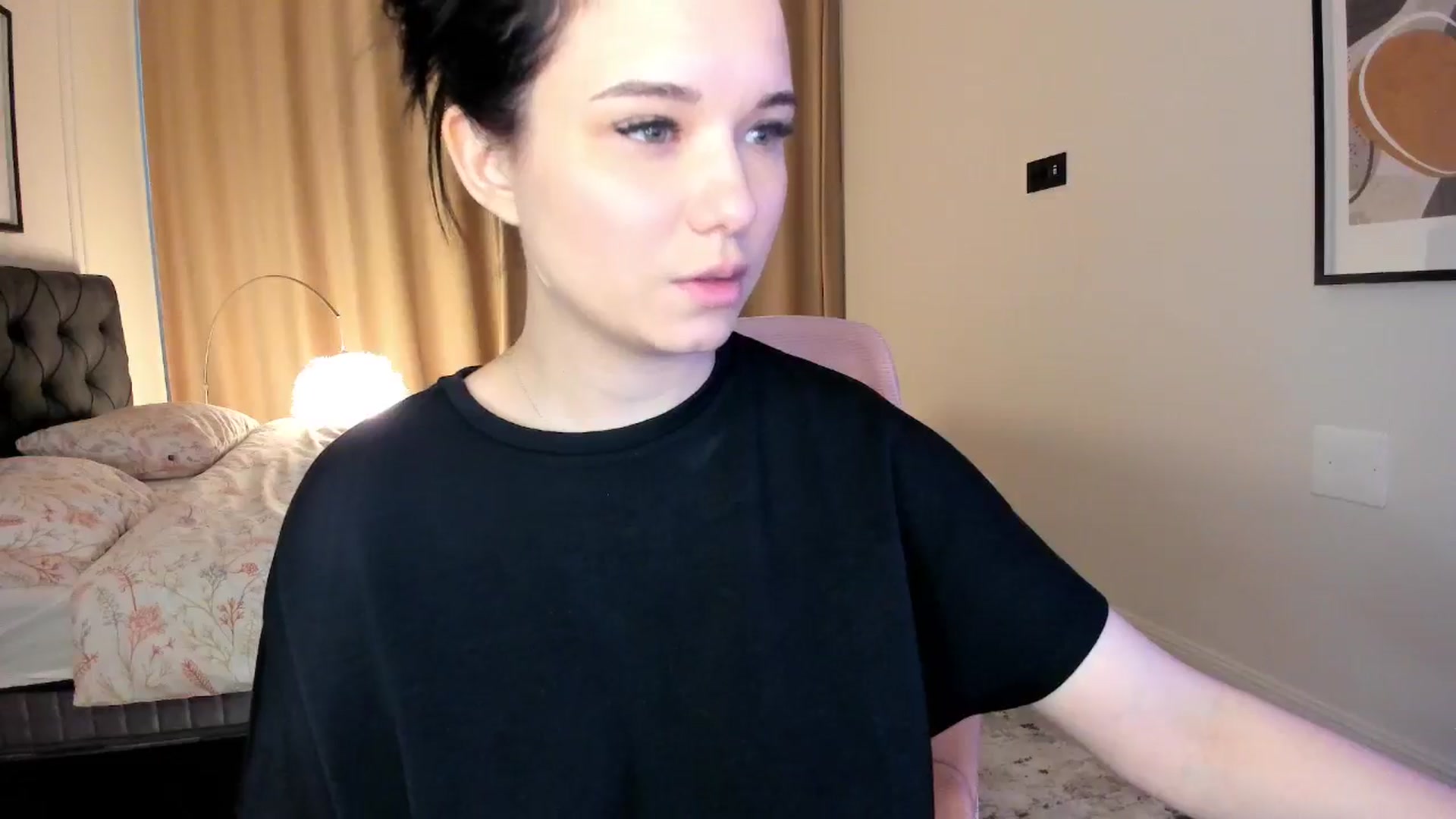 Gallery image thumbnail from CheshireX's myfreecams stream on, 04/05/2026, 04:58 image 19 of 20