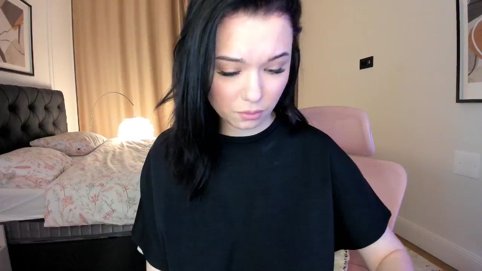 Gallery image thumbnail from CheshireX's myfreecams stream on, 04/05/2026, 04:58 image 6 of 20