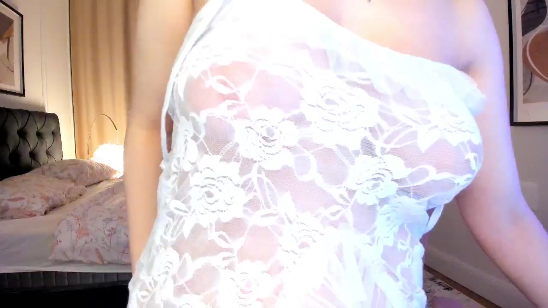 Gallery image thumbnail from CheshireX's myfreecams stream on, 04/08/2026, 23:13 image 16 of 20