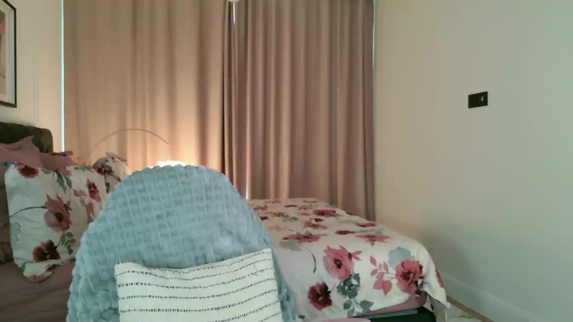 Gallery image thumbnail from CheshireX's myfreecams stream on, 06/07/2026, 14:49 image 15 of 20