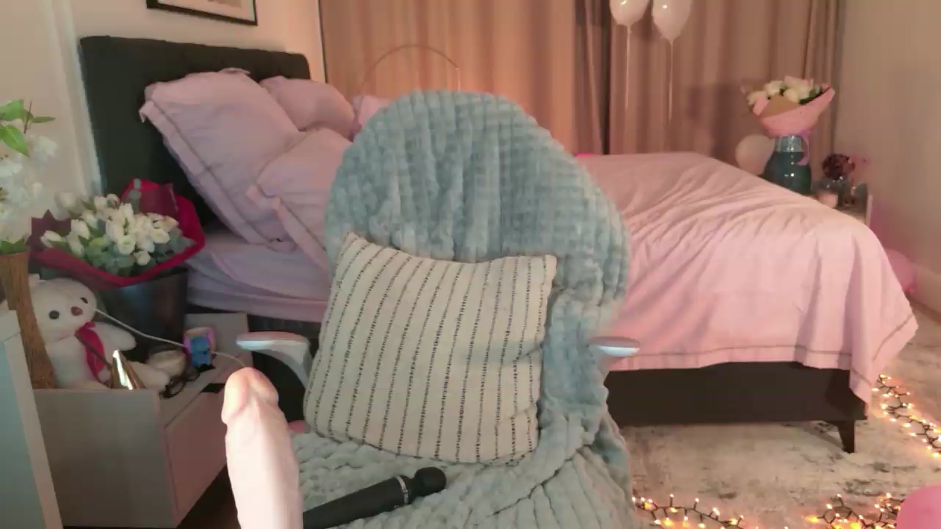 Gallery image thumbnail from CheshireX's myfreecams stream on, 06/24/2026, 03:07 image 19 of 20