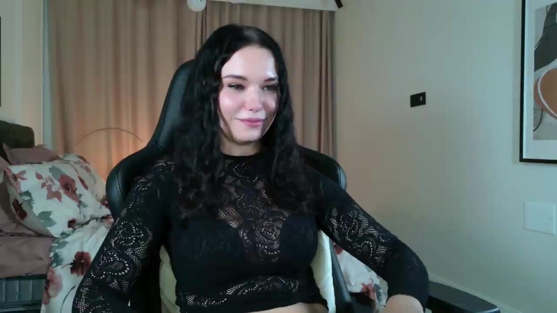 Gallery image thumbnail from CheshireX's myfreecams stream on, 09/14/2026, 03:52 image 17 of 20