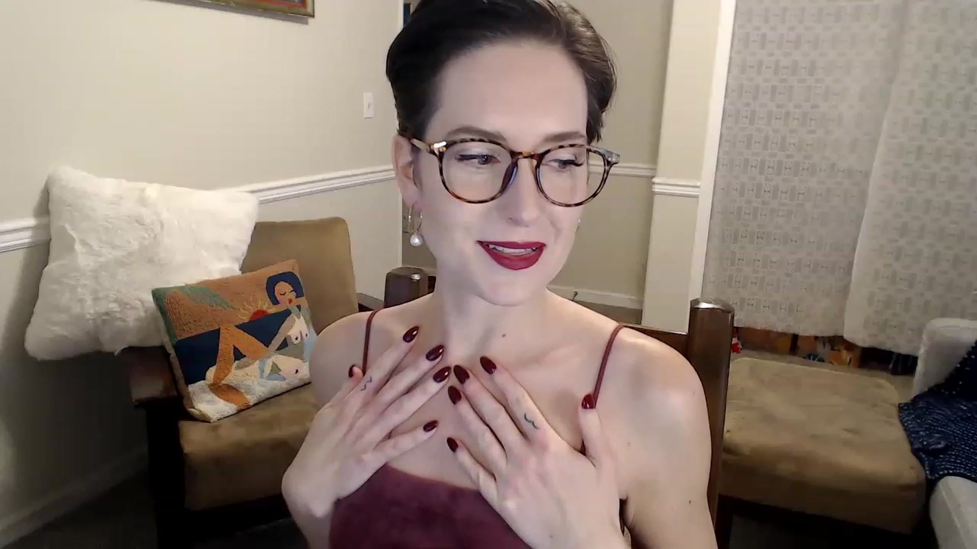 Gallery image thumbnail from CheyenneCam's myfreecams stream on, 12/07/2022, 21:40 image 6 of 20
