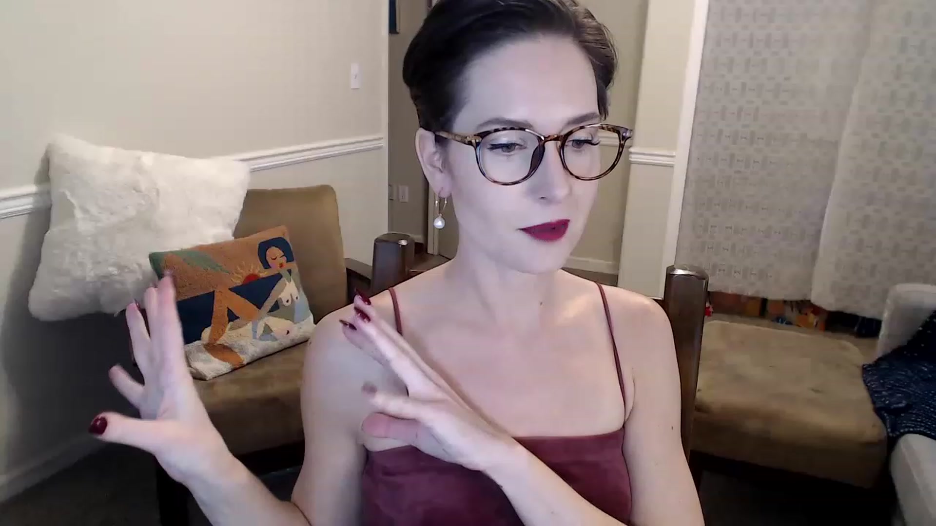 Gallery image thumbnail from CheyenneCam's myfreecams stream on, 12/07/2022, 21:40 image 16 of 20