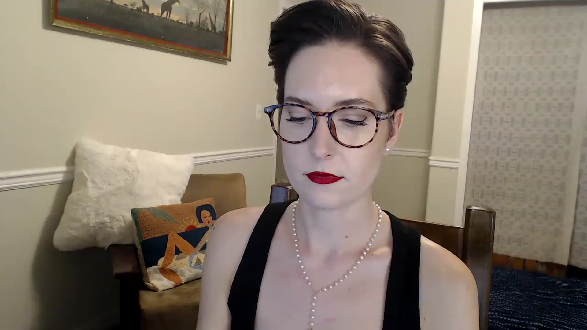 Gallery image thumbnail from CheyenneCam's myfreecams stream on, 12/08/2022, 23:43 image 17 of 20