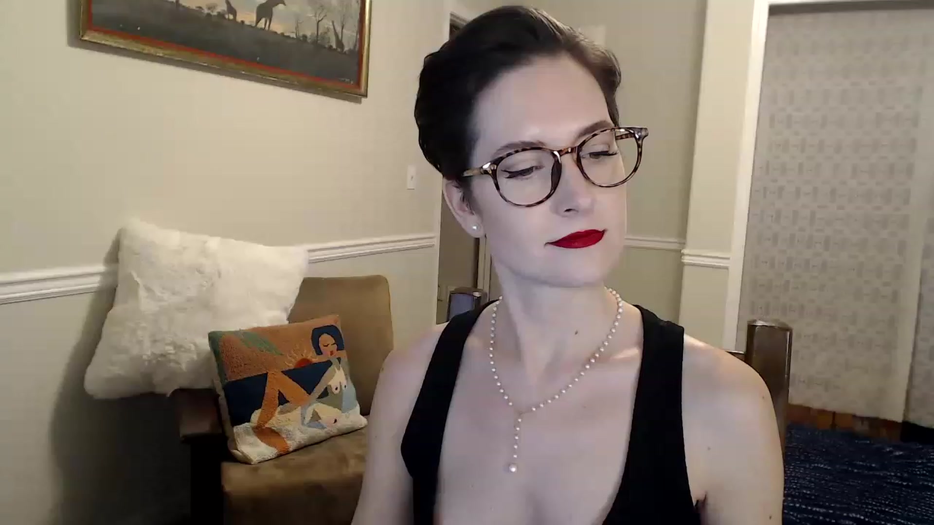 Gallery image thumbnail from CheyenneCam's myfreecams stream on, 12/08/2022, 23:43 image 11 of 20