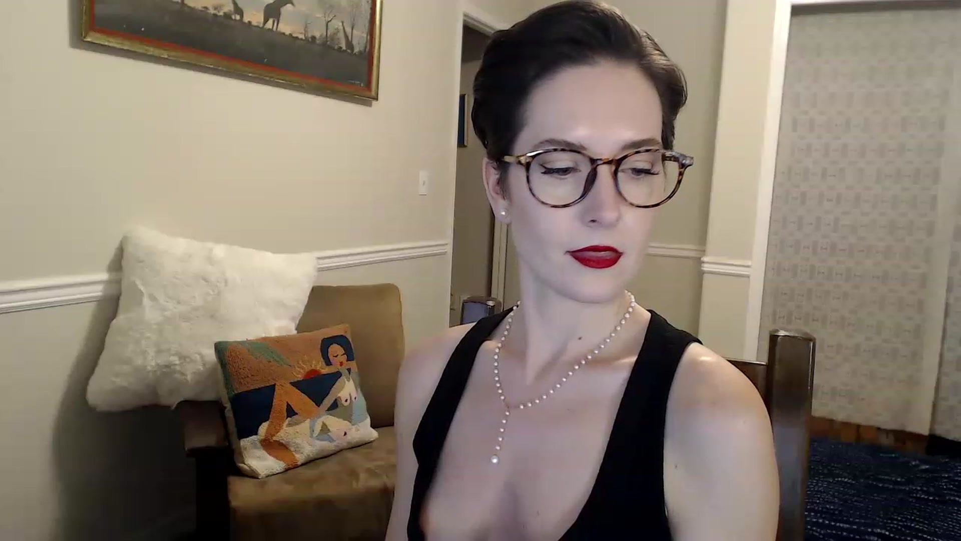 Gallery image thumbnail from CheyenneCam's myfreecams stream on, 12/08/2022, 23:43 image 12 of 20