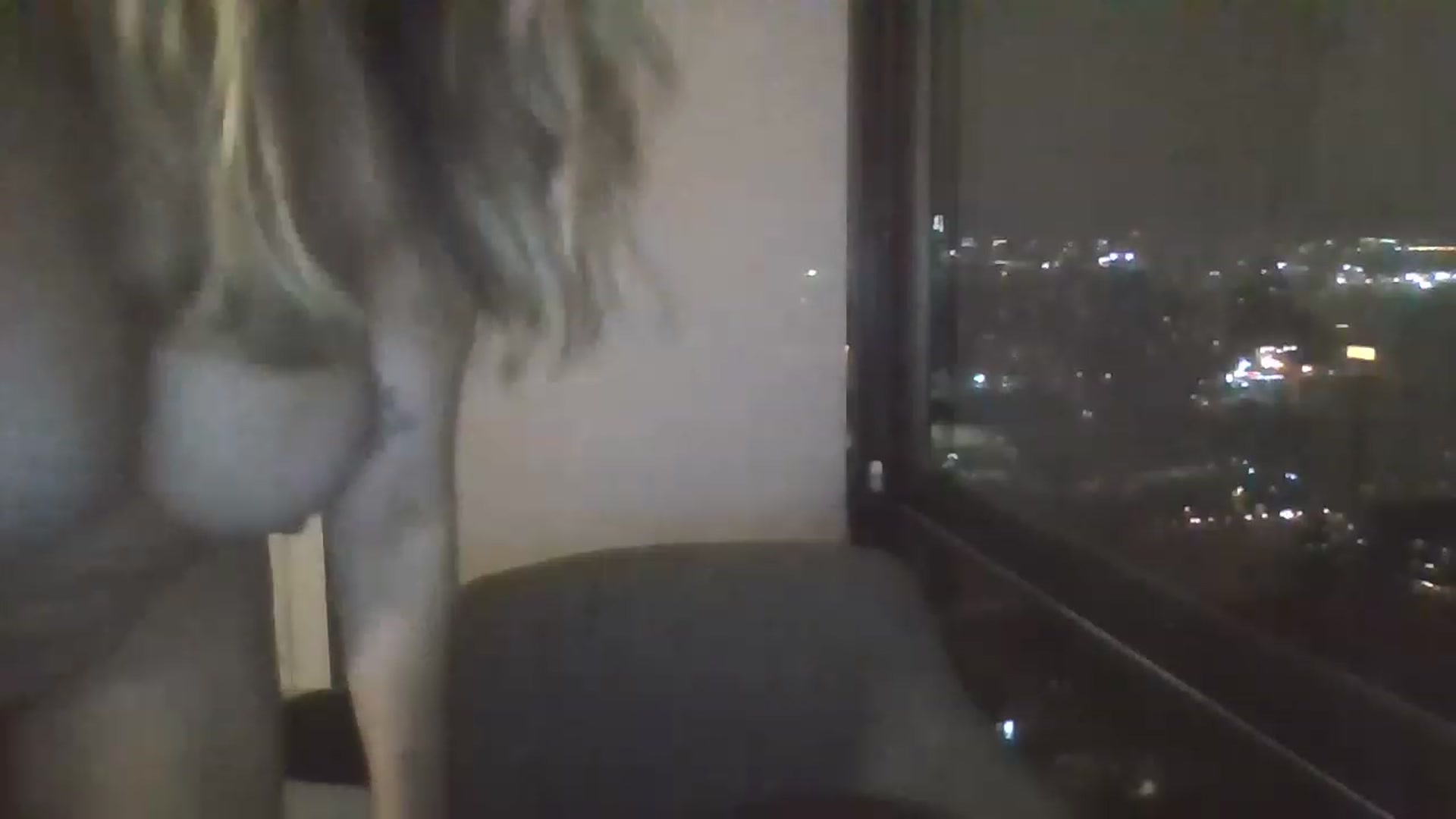 Gallery image thumbnail from ChiTownShell's myfreecams stream on, 12/11/2022, 23:58 image 7 of 20