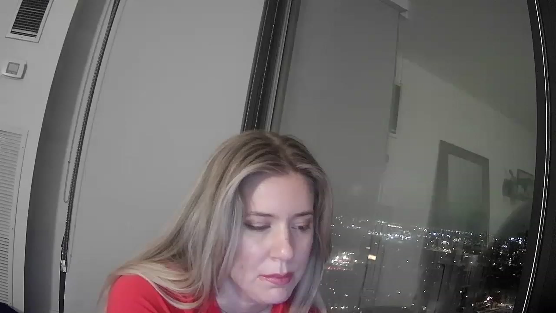 Gallery image thumbnail from ChiTownShell's myfreecams stream on, 12/17/2022, 23:30 image 16 of 20