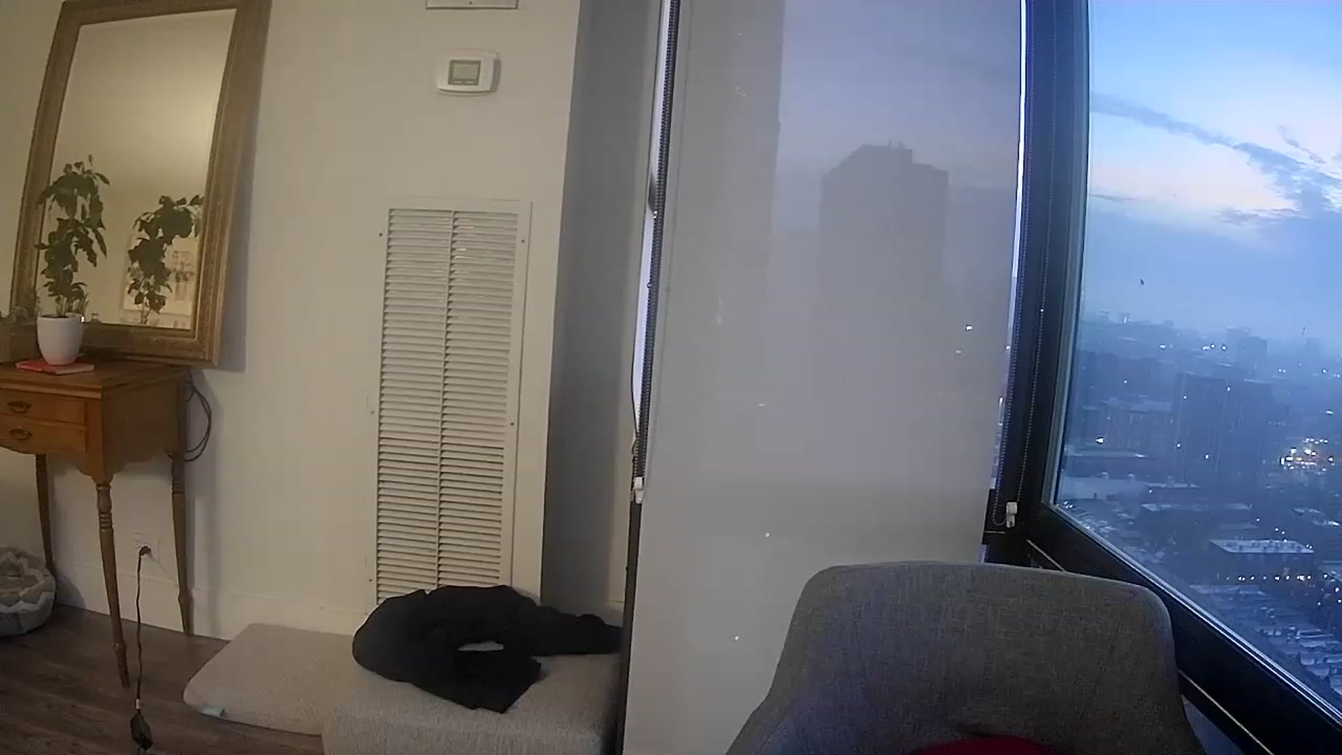 Gallery image thumbnail from ChiTownShell's myfreecams stream on, 01/01/2023, 23:31 image 5 of 20