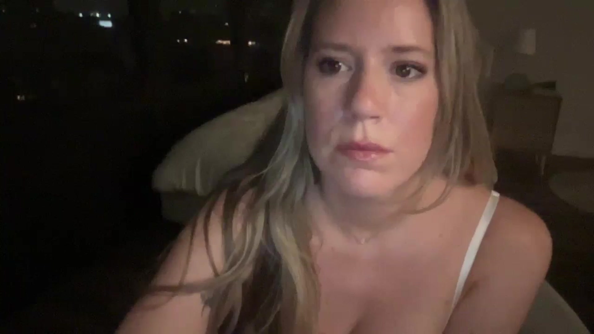 Gallery image thumbnail from ChiTown_777's myfreecams stream on, 10/12/2023, 24:01 image 13 of 20