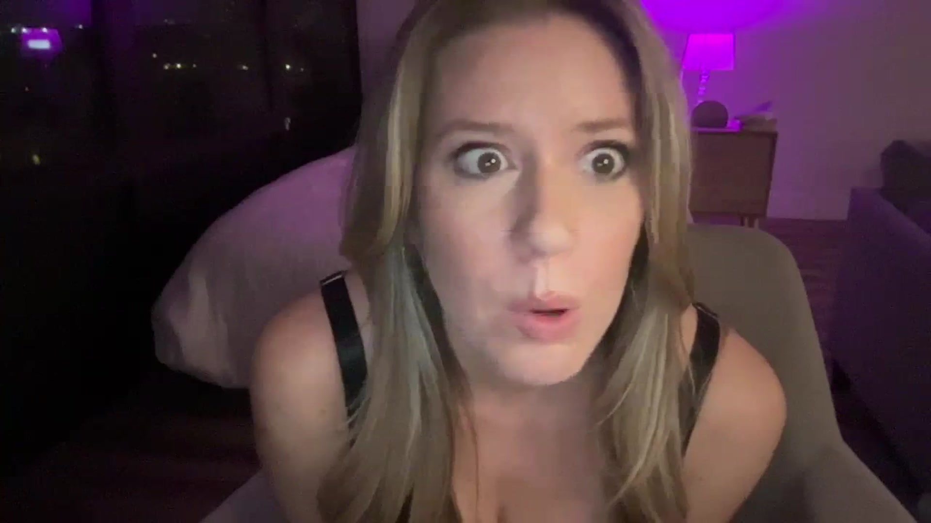 Gallery image thumbnail from ChiTown_777's myfreecams stream on, 11/22/2023, 24:35 image 2 of 20