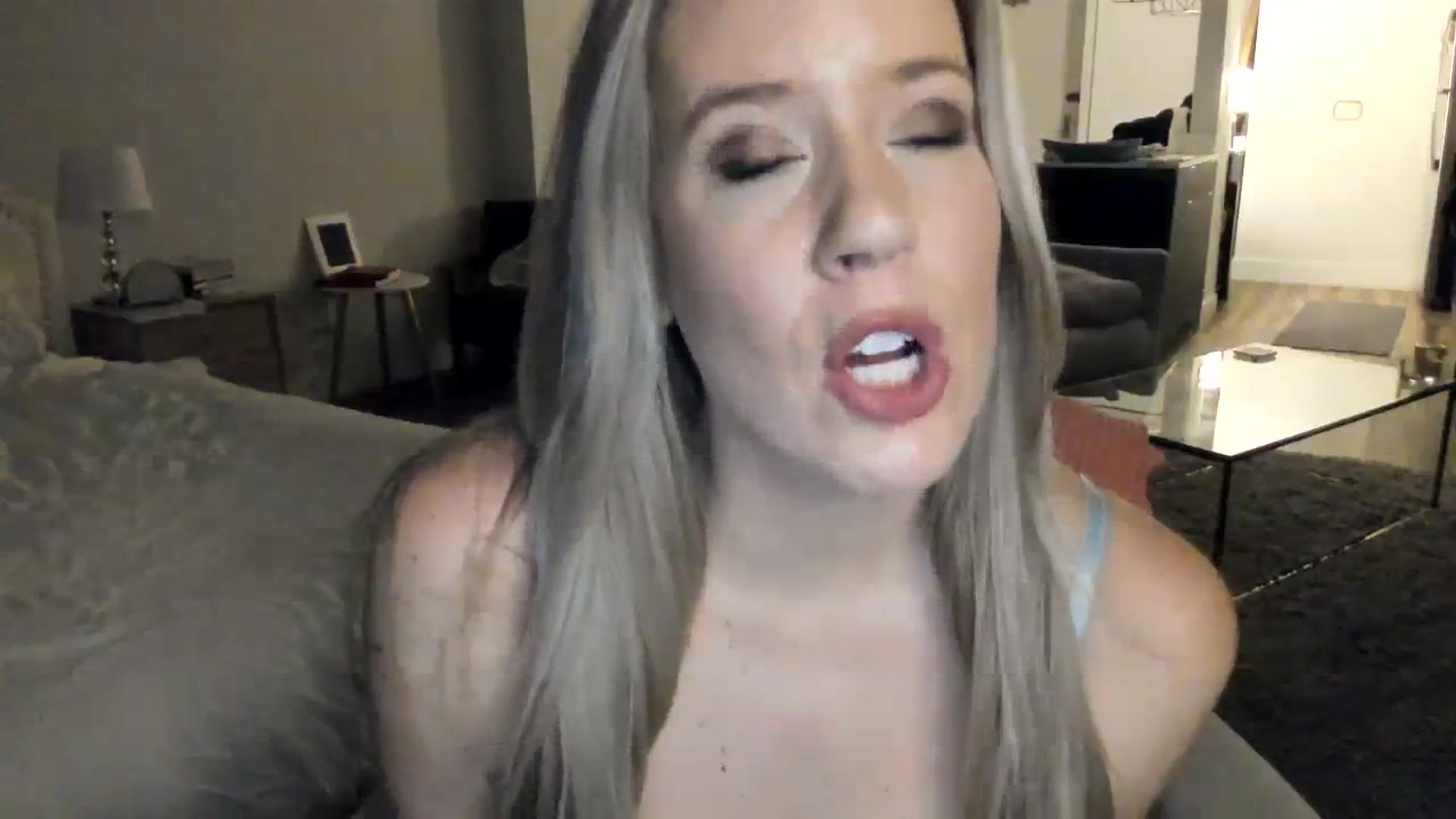 Gallery image thumbnail from ChiTown_777's myfreecams stream on, 12/11/2023, 23:09 image 19 of 20