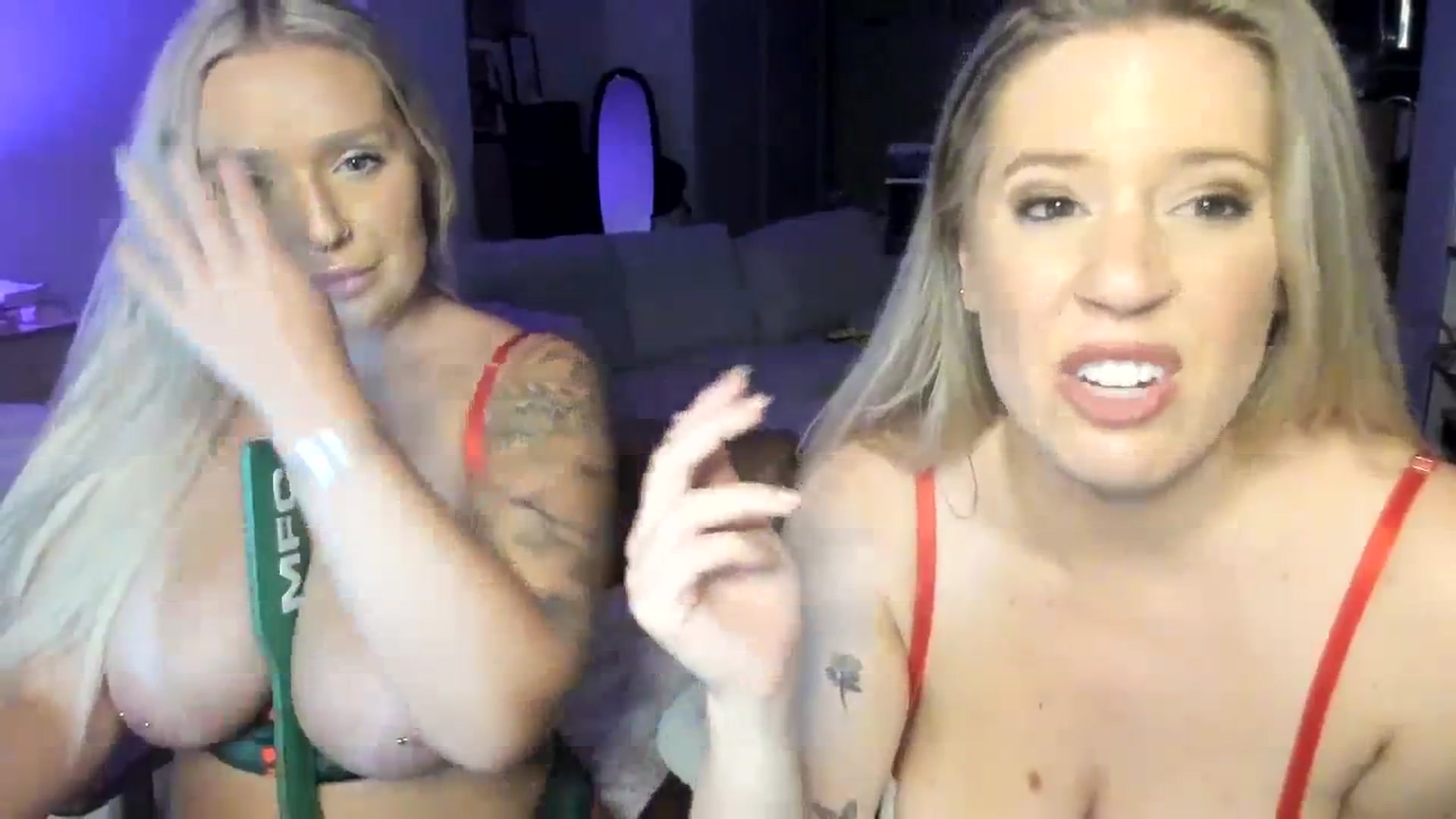 Gallery image thumbnail from ChiTown_777's myfreecams stream on, 12/12/2023, 03:44 image 19 of 20