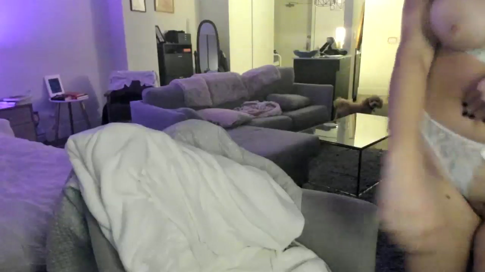 Gallery image thumbnail from ChiTown_777's myfreecams stream on, 01/11/2024, 02:01 image 17 of 20