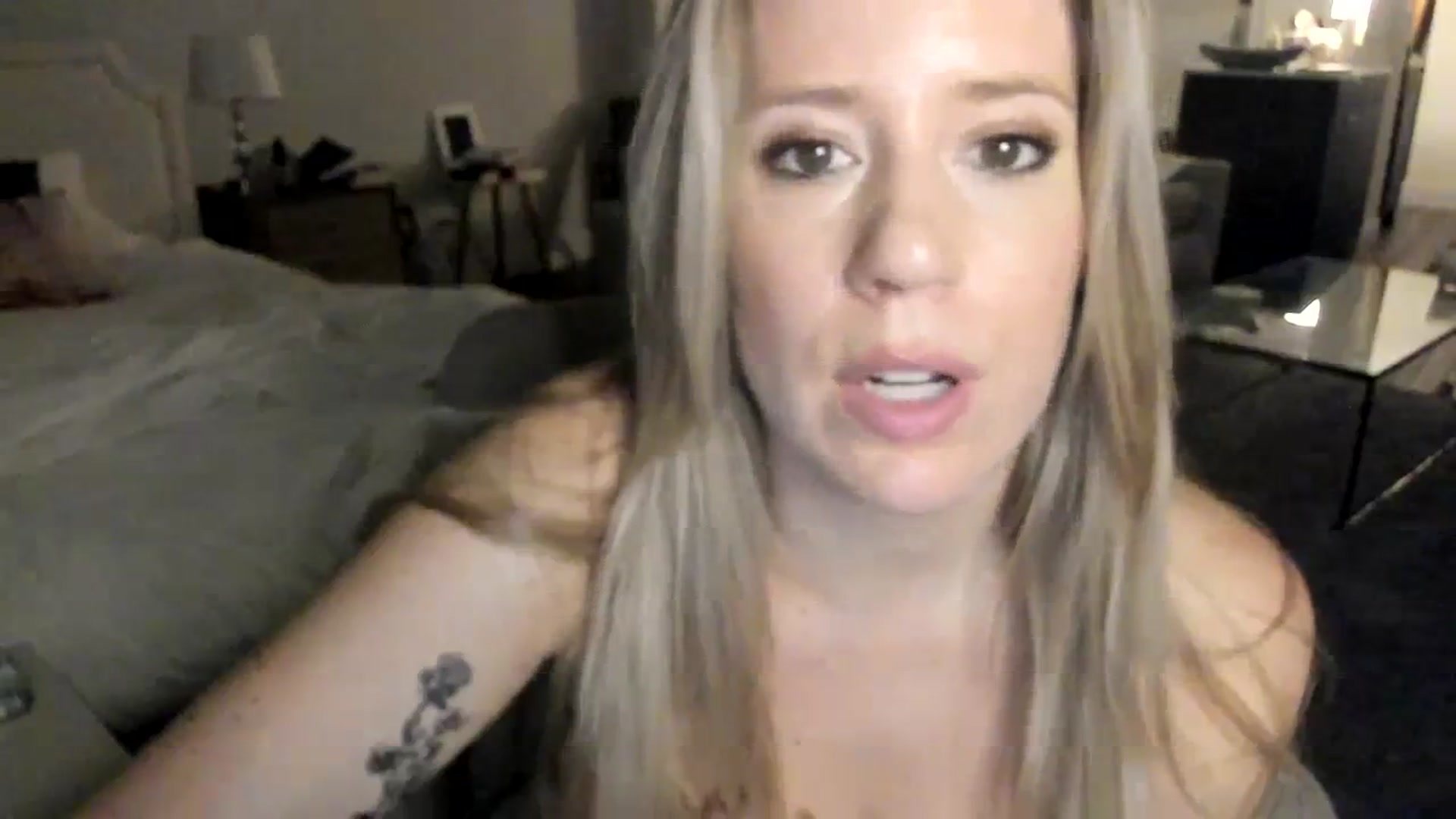Gallery image thumbnail from ChiTown_777's myfreecams stream on, 01/13/2024, 24:33 image 20 of 20