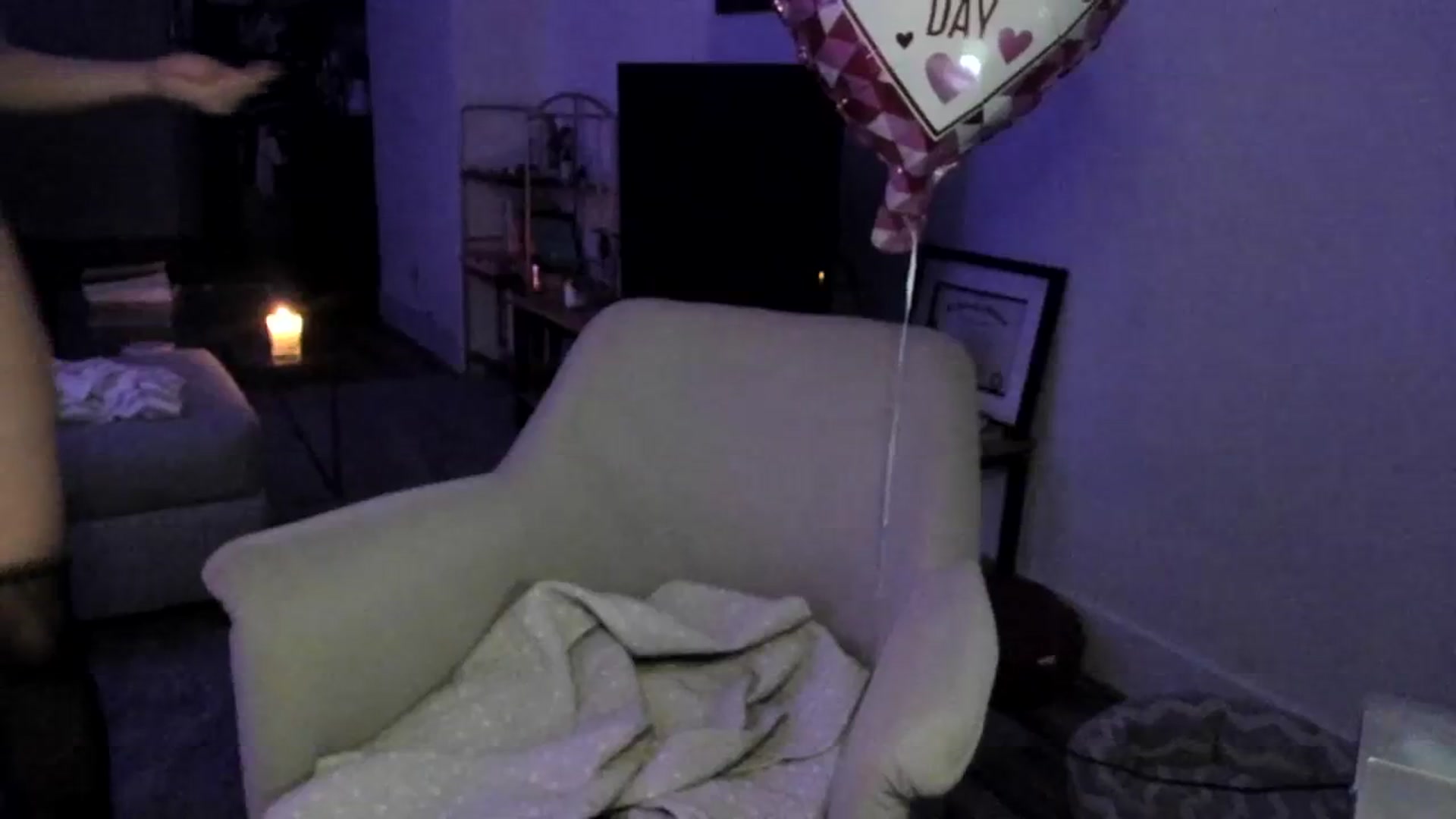 Gallery image thumbnail from ChiTown_777's myfreecams stream on, 02/15/2024, 03:25 image 14 of 20