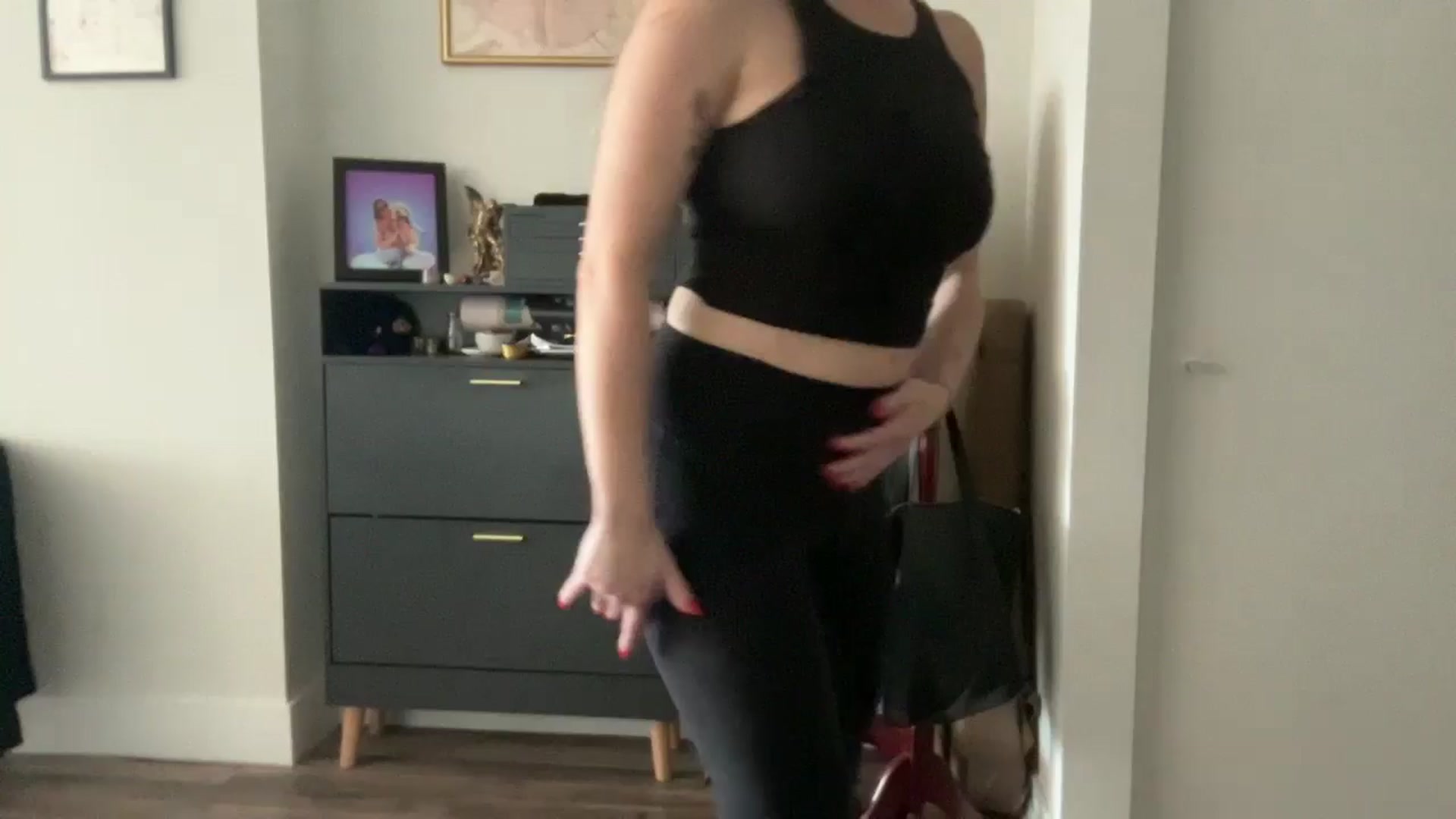 Gallery image thumbnail from ChiTown_777's myfreecams stream on, 05/15/2024, 18:52 image 4 of 20