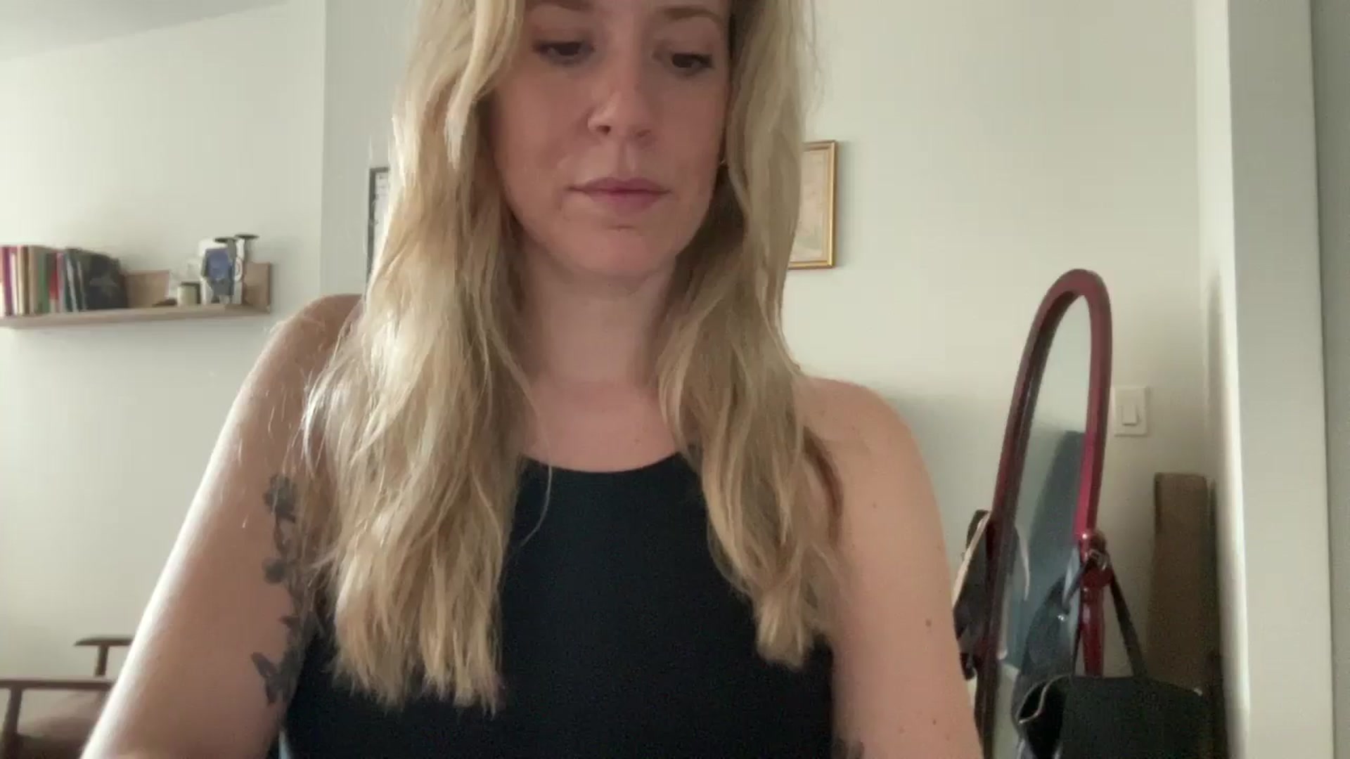 Gallery image thumbnail from ChiTown_777's myfreecams stream on, 05/15/2024, 18:52 image 10 of 20
