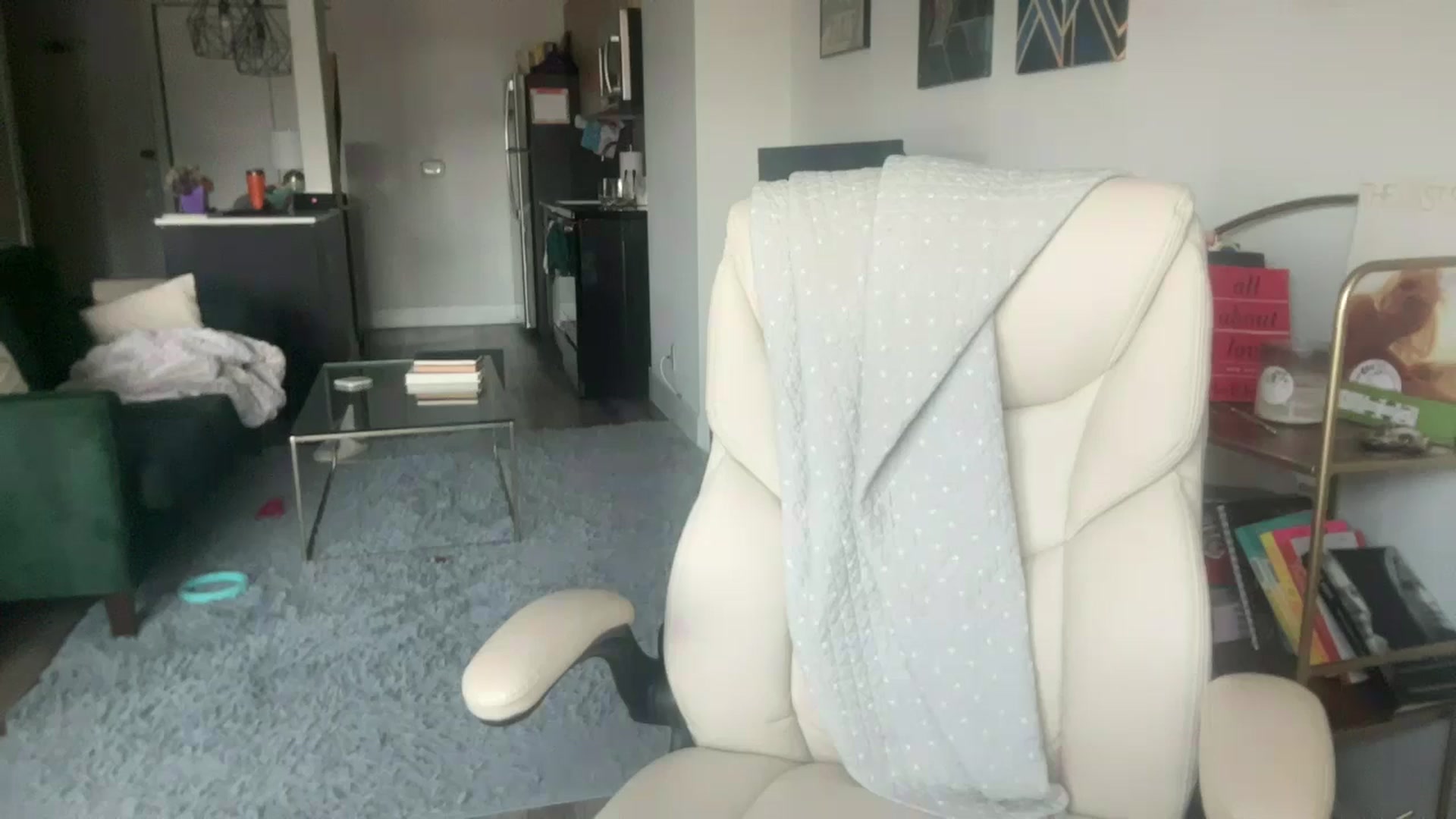 Gallery image thumbnail from ChiTown_777's myfreecams stream on, 07/25/2024, 18:14 image 12 of 20