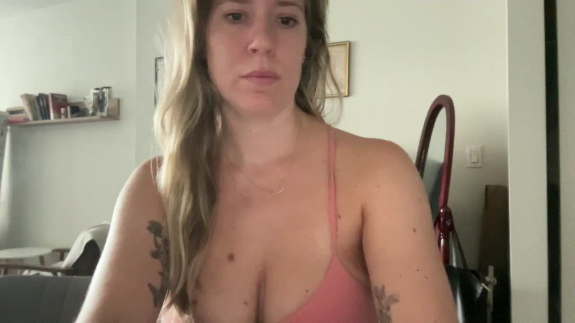 Gallery image thumbnail from ChiTown_777's myfreecams stream on, 09/05/2024, 16:43 image 3 of 20
