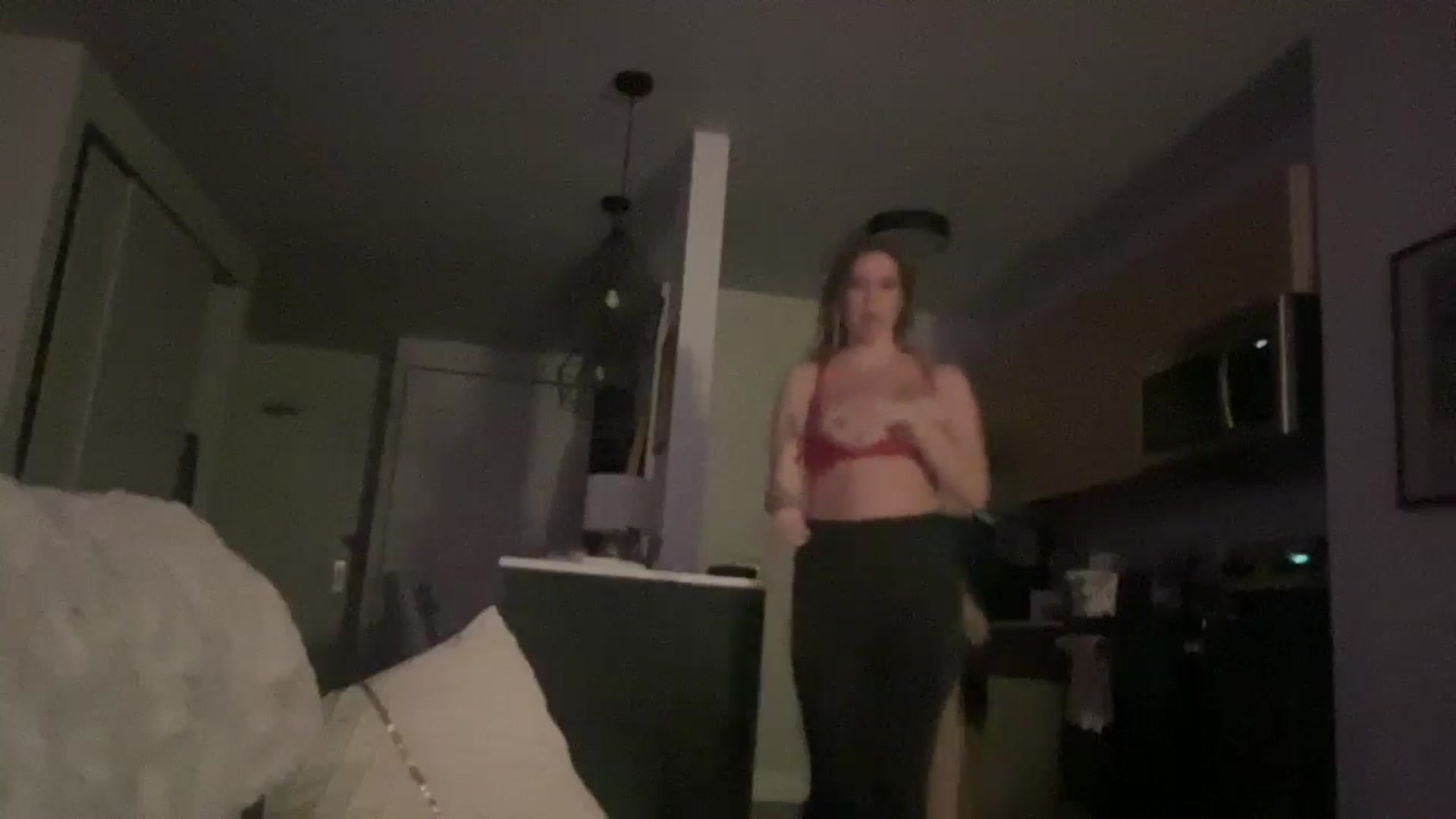 Gallery image thumbnail from ChiTown_777's myfreecams stream on, 11/23/2024, 05:22 image 7 of 20