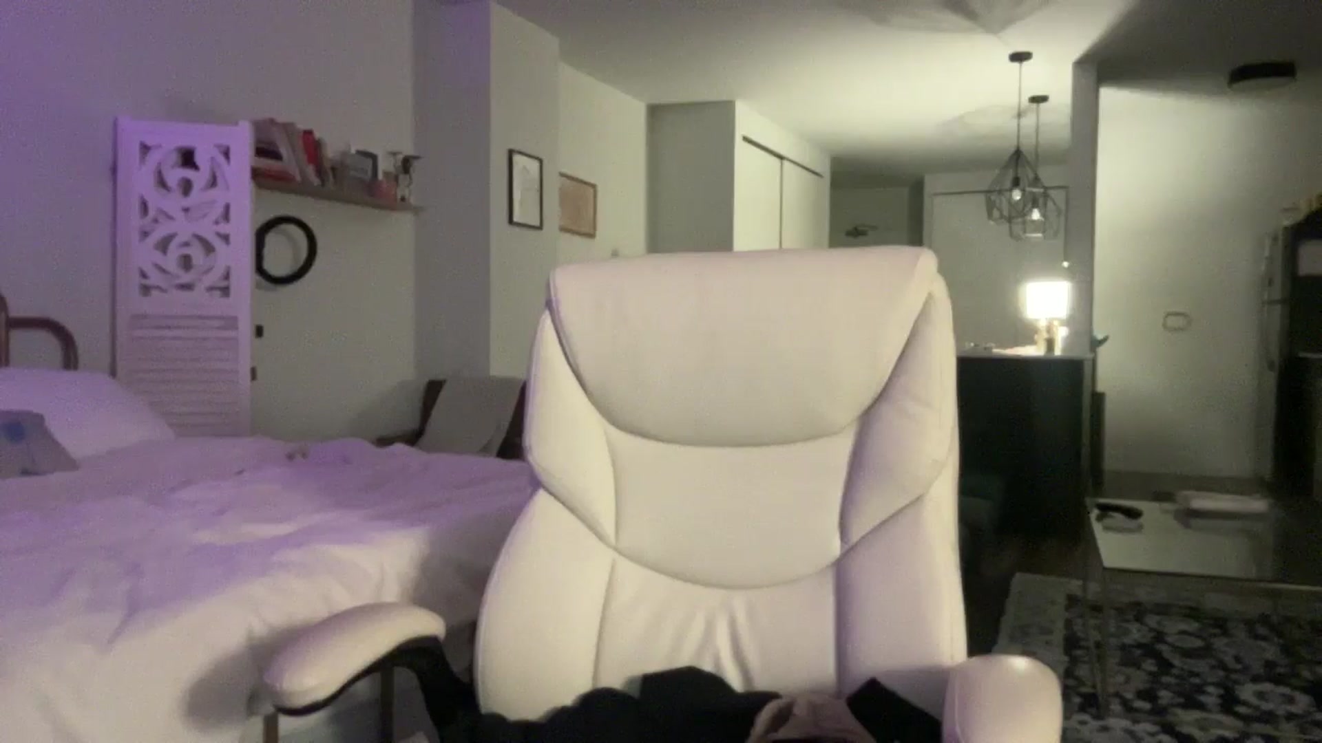 Gallery image thumbnail from ChiTown_777's myfreecams stream on, 12/02/2024, 01:07 image 6 of 20