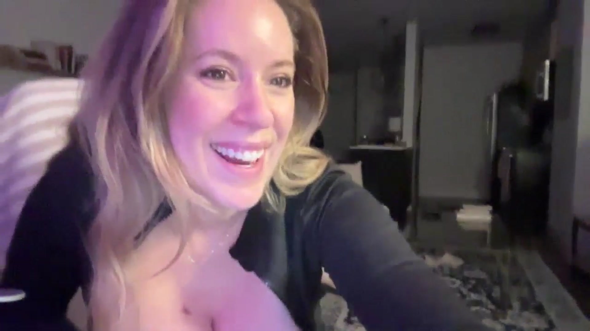 Gallery image thumbnail from ChiTown_777's myfreecams stream on, 02/05/2025, 04:26 image 12 of 20