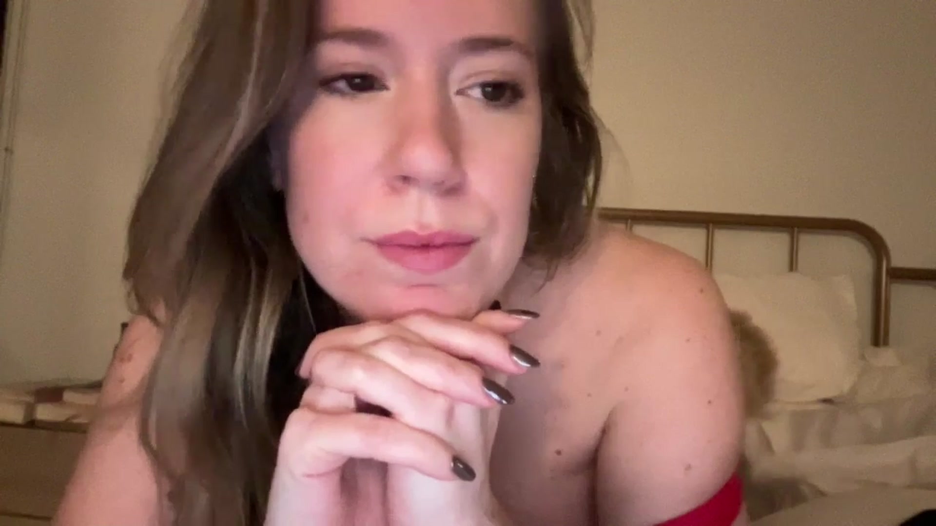Gallery image thumbnail from ChiTown_777's myfreecams stream on, 03/10/2025, 01:22 image 15 of 20