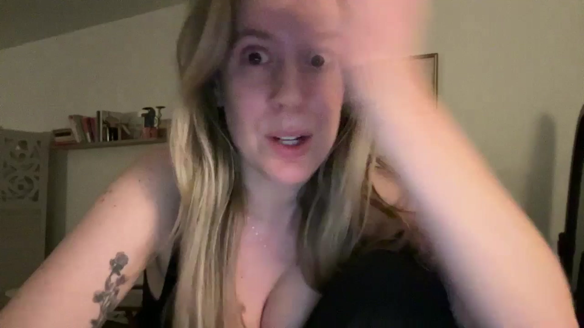 Gallery image thumbnail from ChiTown_777's myfreecams stream on, 04/03/2025, 05:02 image 1 of 20