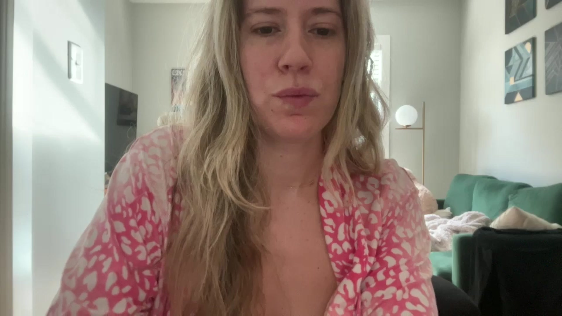 Gallery image thumbnail from ChiTown_777's myfreecams stream on, 11/10/2025, 18:47 image 20 of 20